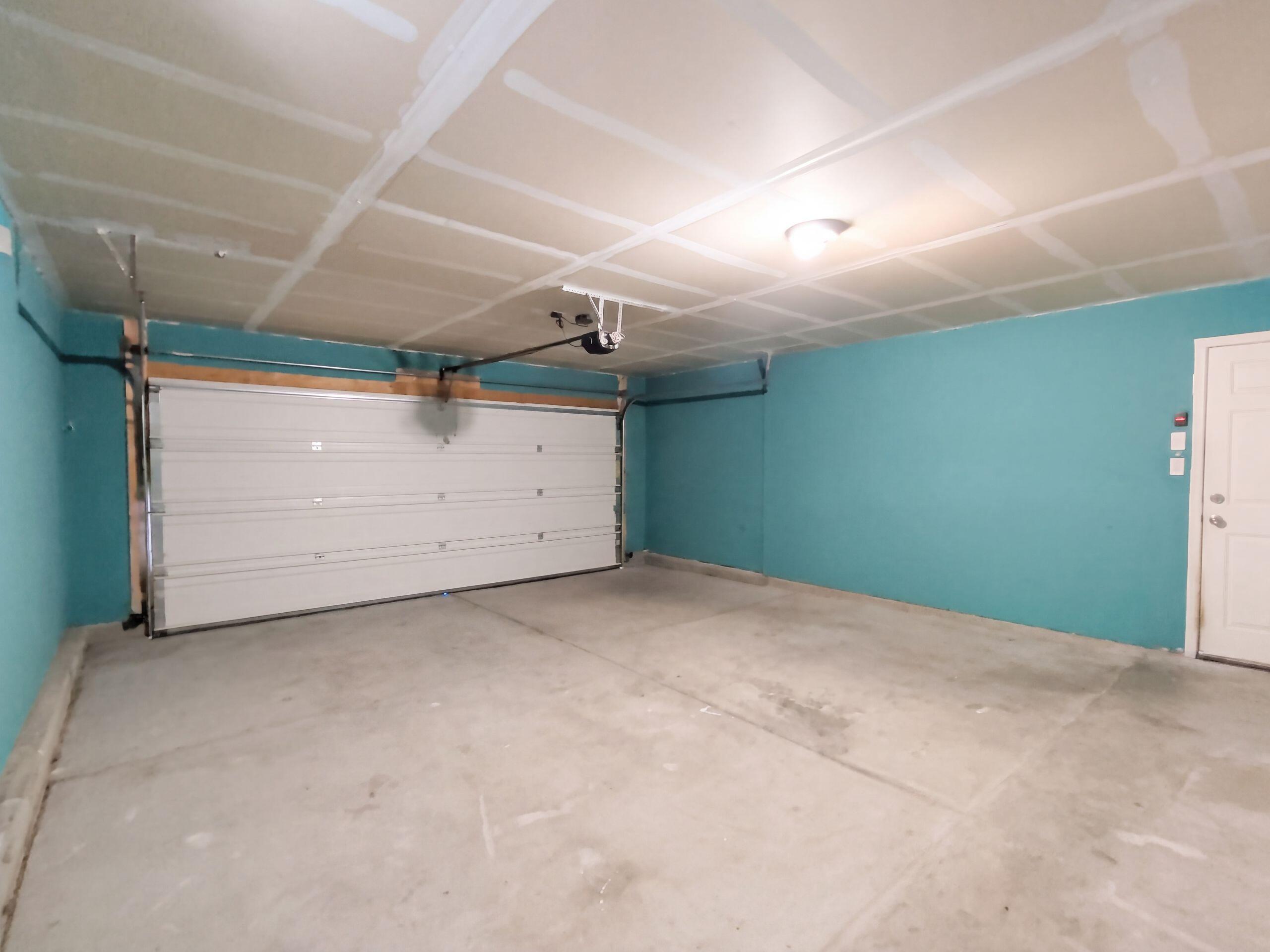 Photo 7 — 6608 Mountain Hawk Loop NE