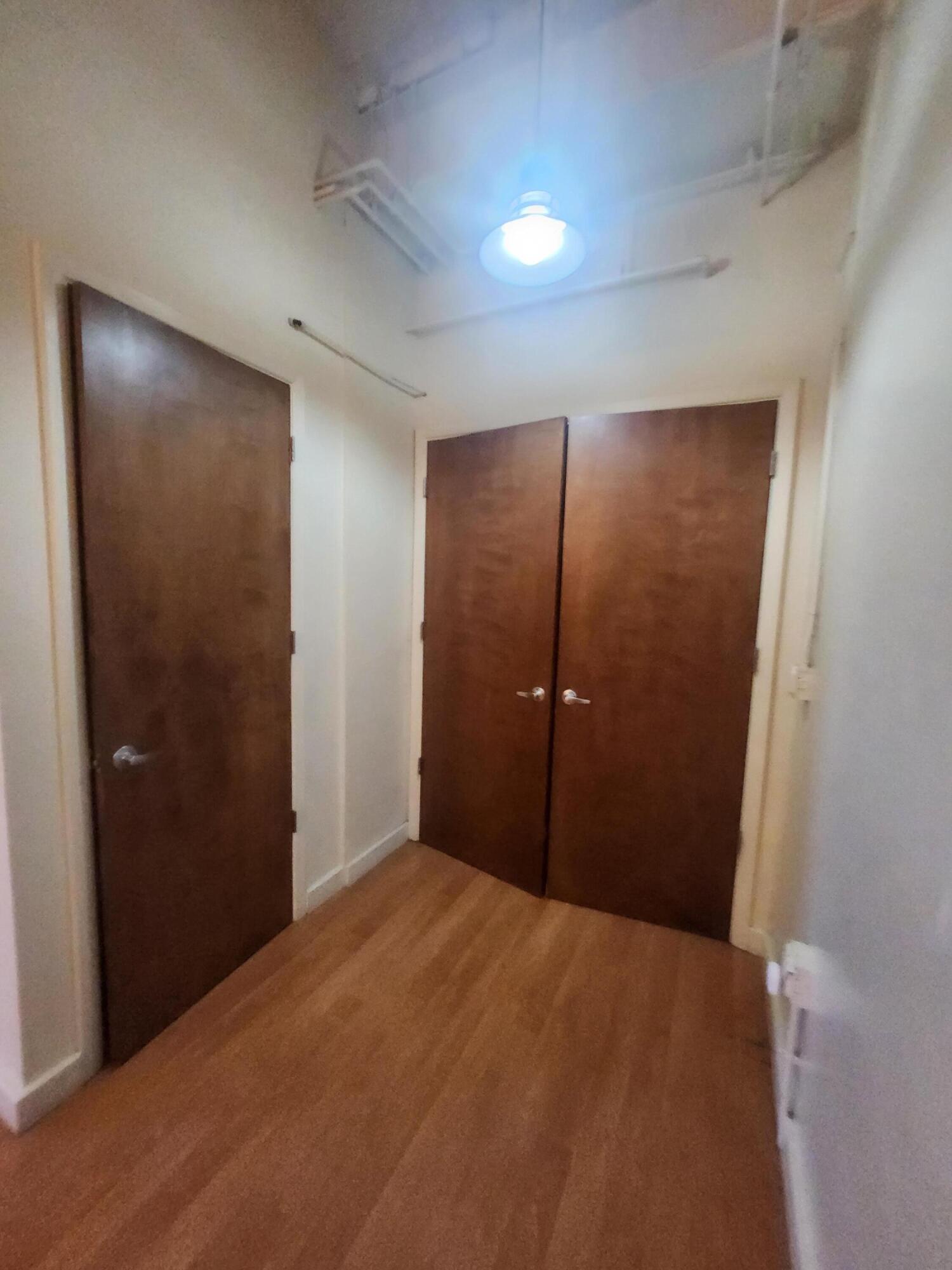 Photo 10 — 1503 Central Avenue NW # D105
