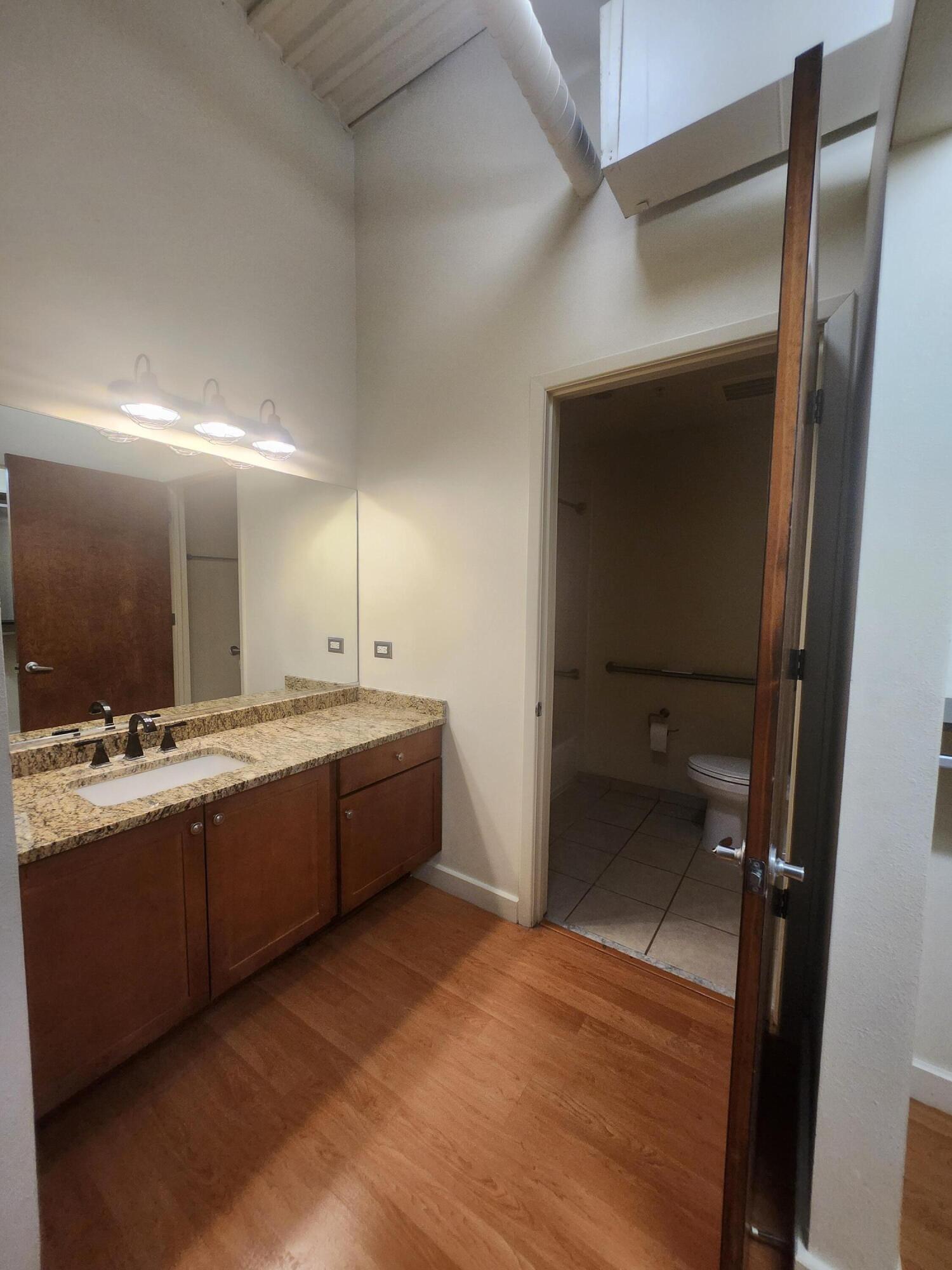 Photo 8 — 1503 Central Avenue NW # D105