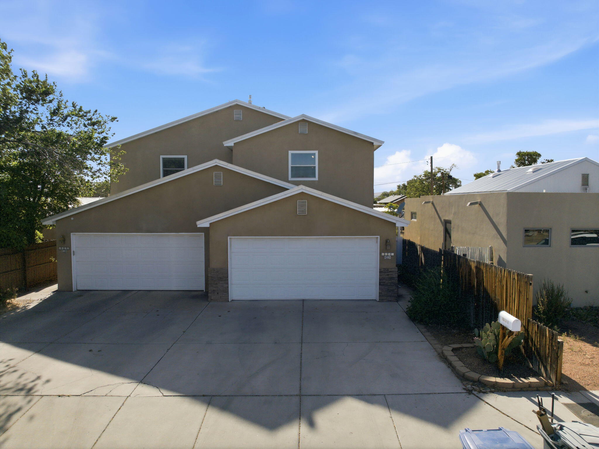 1235 8th Street NW B, Albuquerque, NM 87102