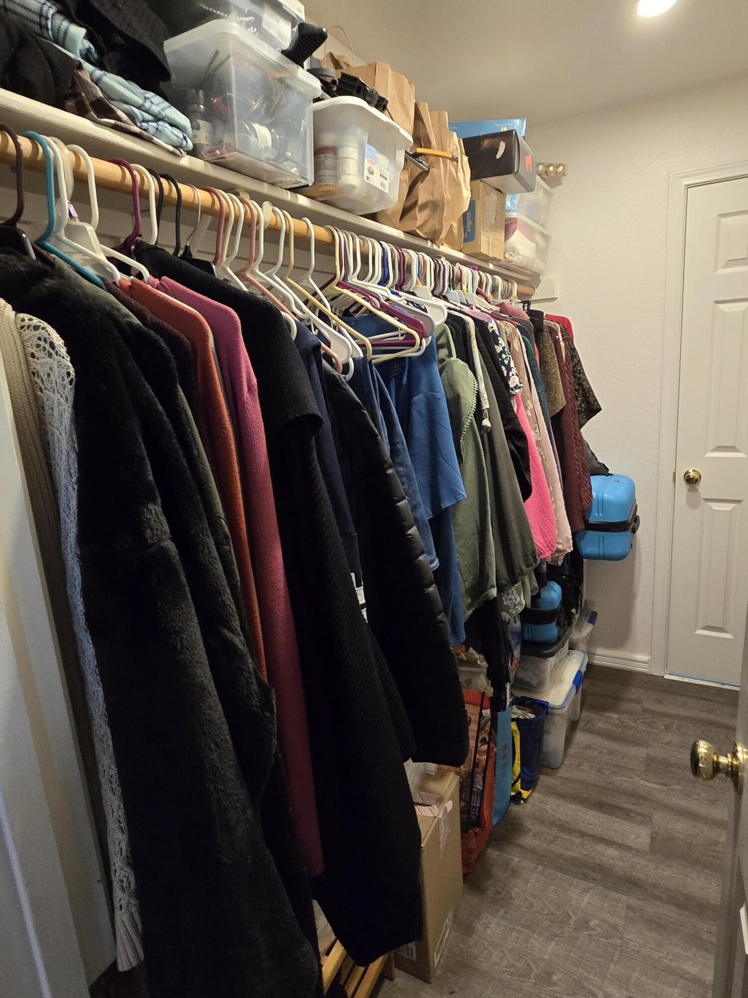 Photo 5 — 3829 Montgomery Boulevard NE 323