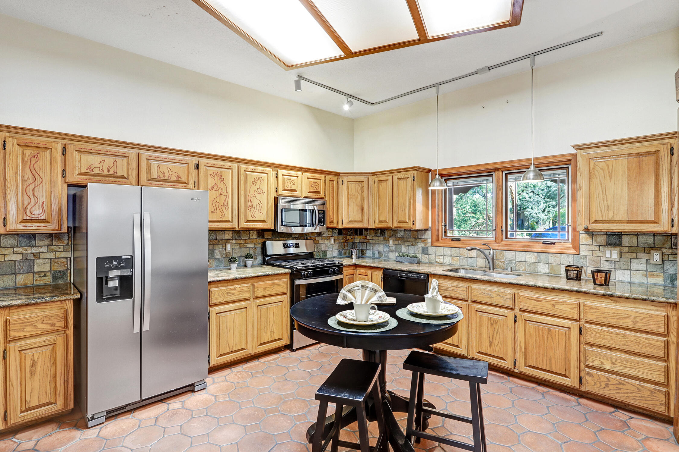 Photo 16 — 2109 Ryan Place NW