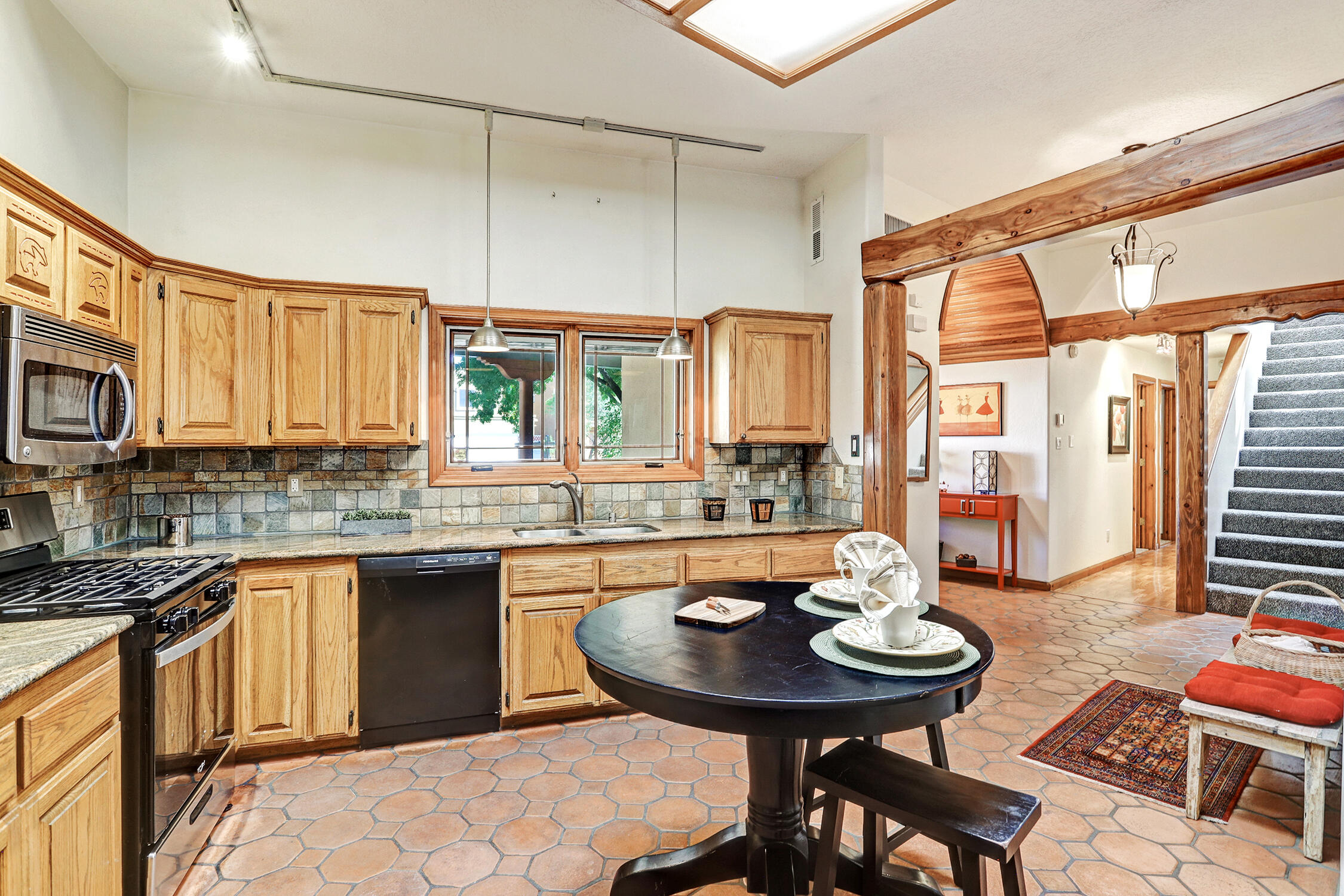 Photo 18 — 2109 Ryan Place NW