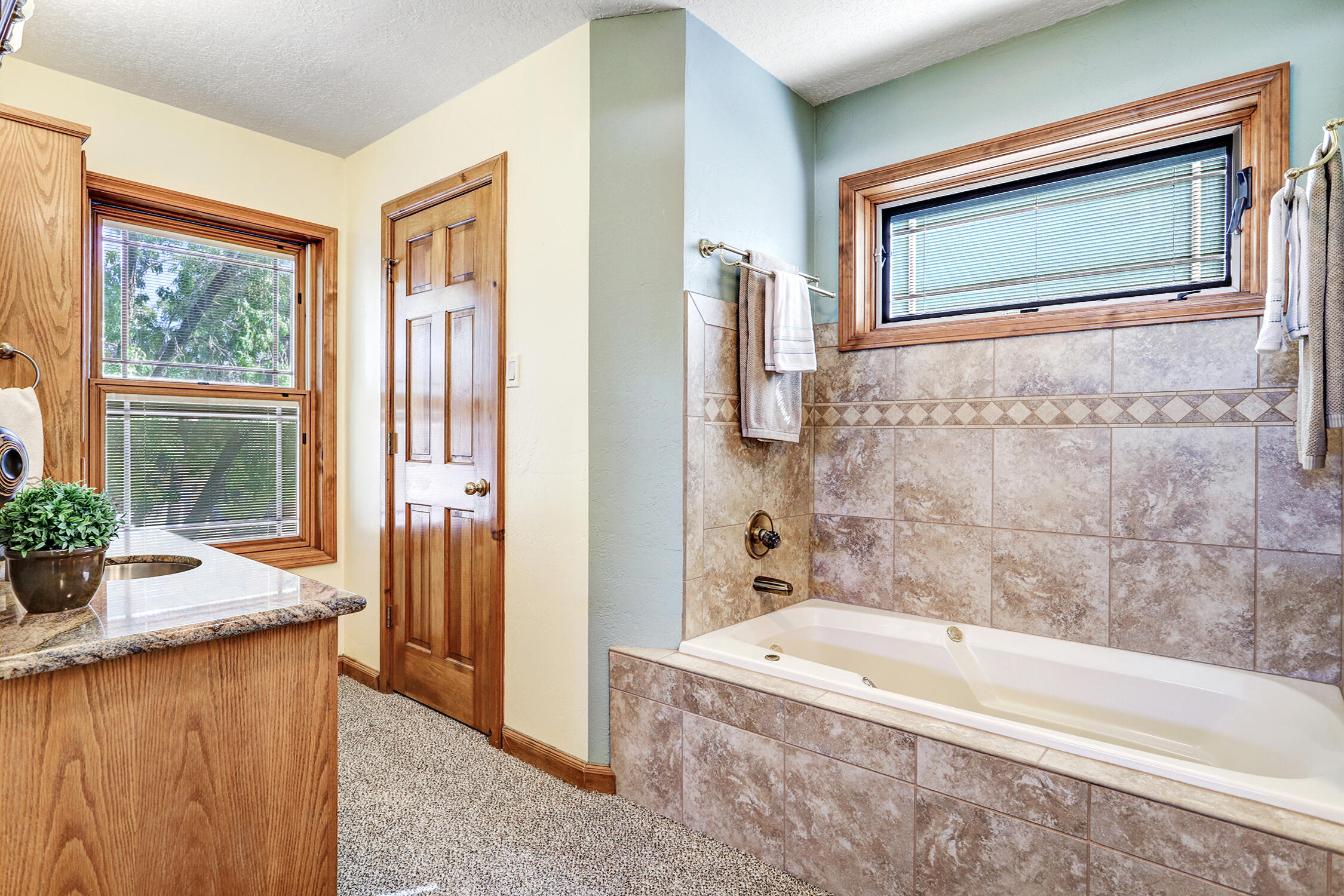 Photo 8 — 2109 Ryan Place NW