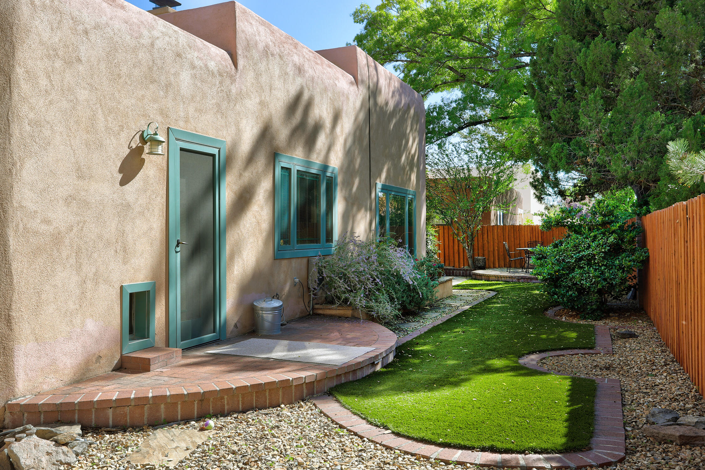 Photo 3 — 2109 Ryan Place NW