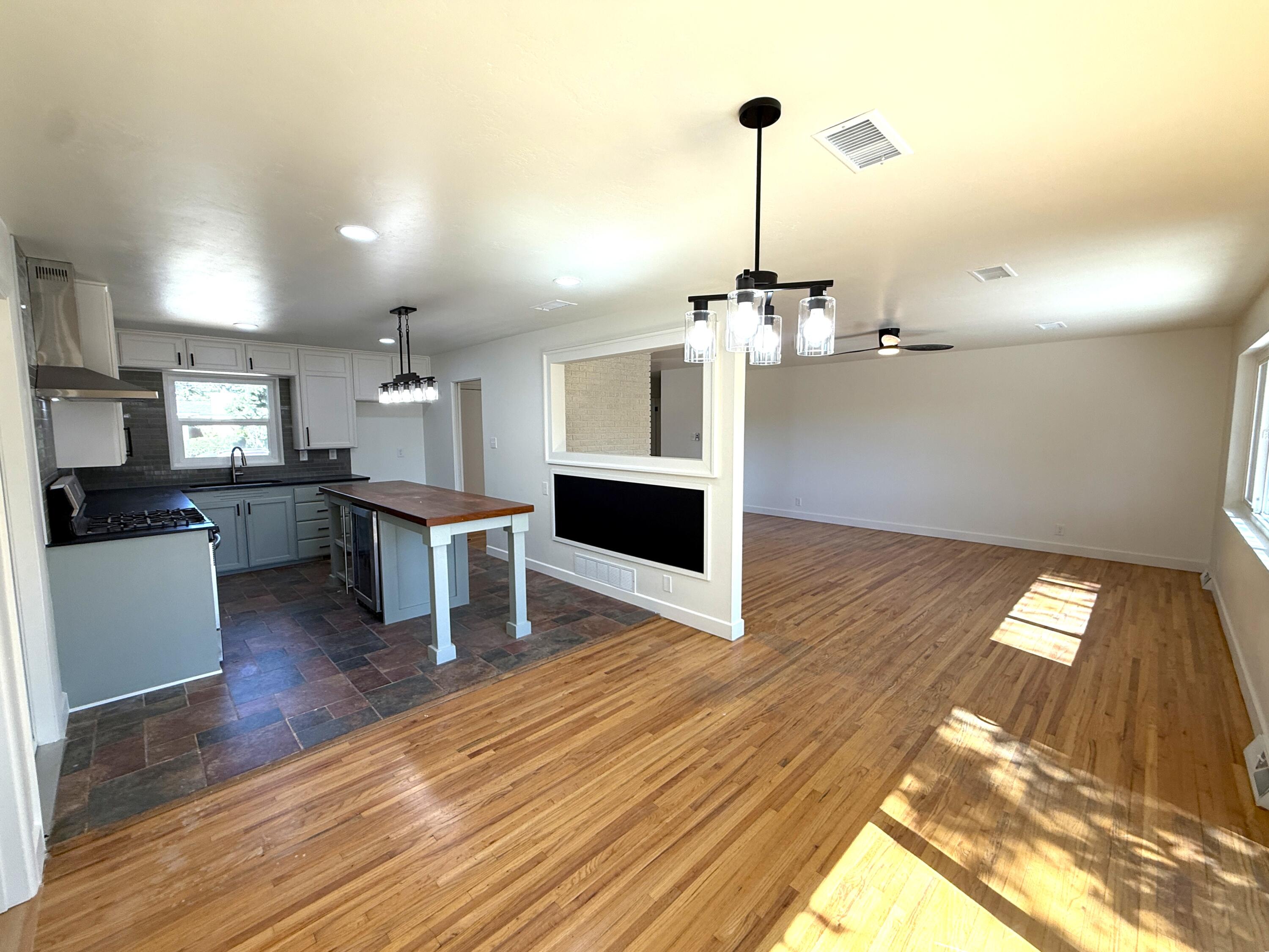 Photo 18 — 6404 Rogers Avenue NE