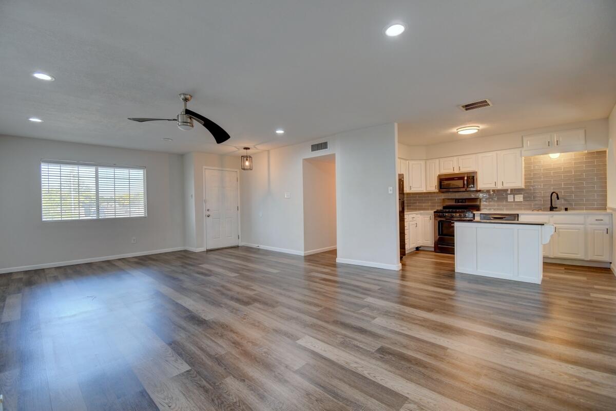 Photo 18 — 8132 Monterey East Avenue NE