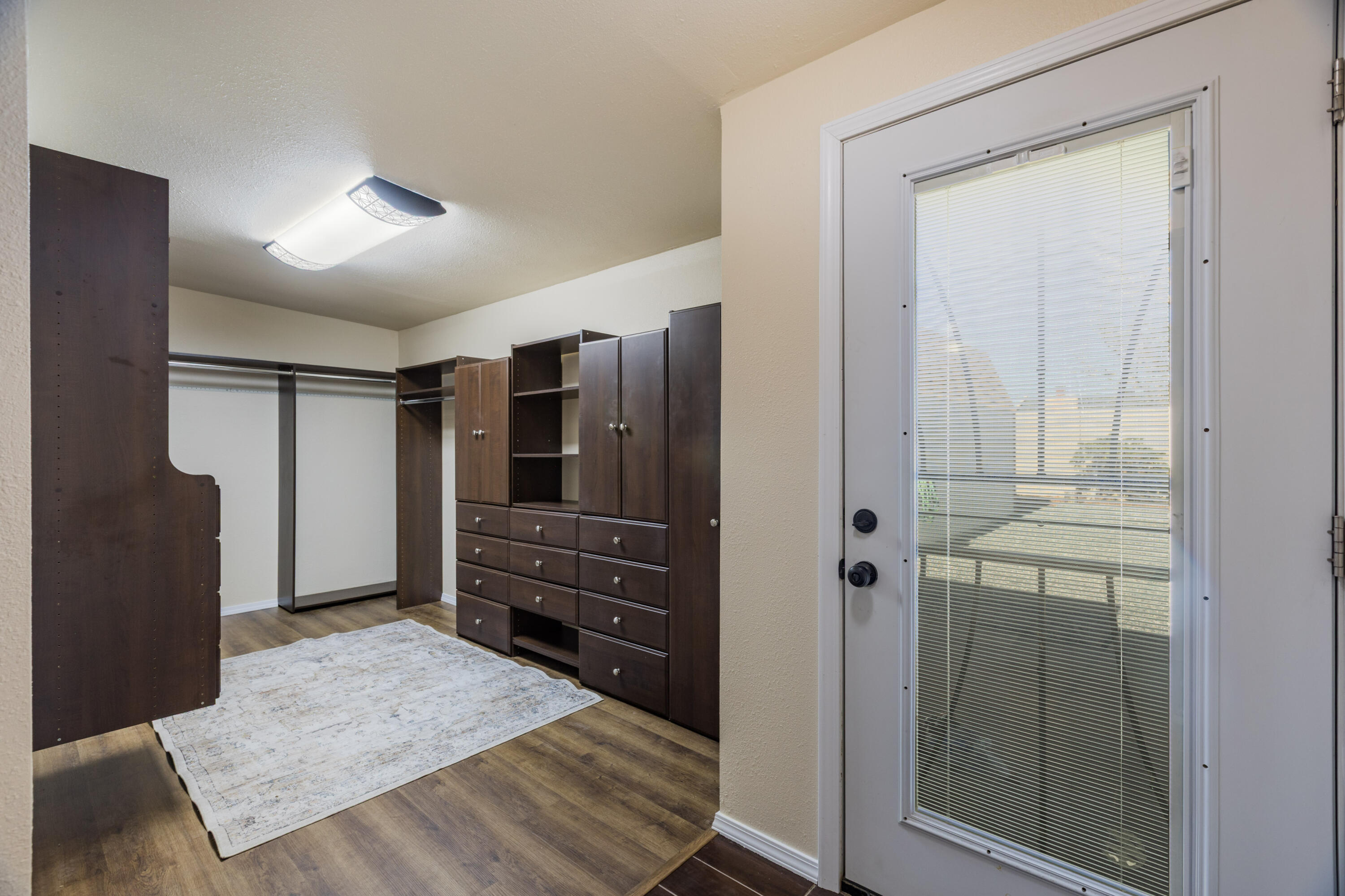 Photo 20 — 432 Stallion Road SE