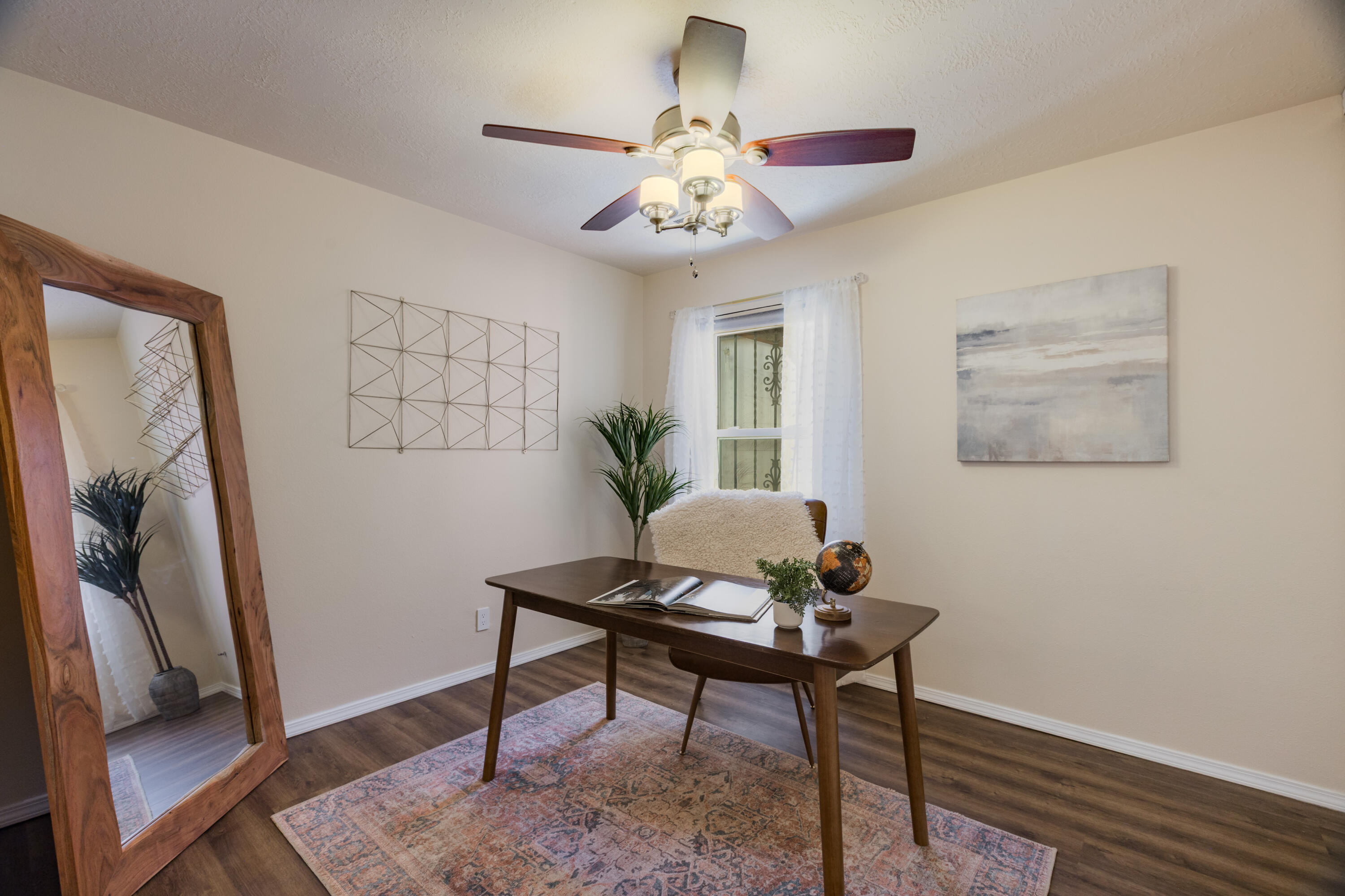 Photo 17 — 432 Stallion Road SE