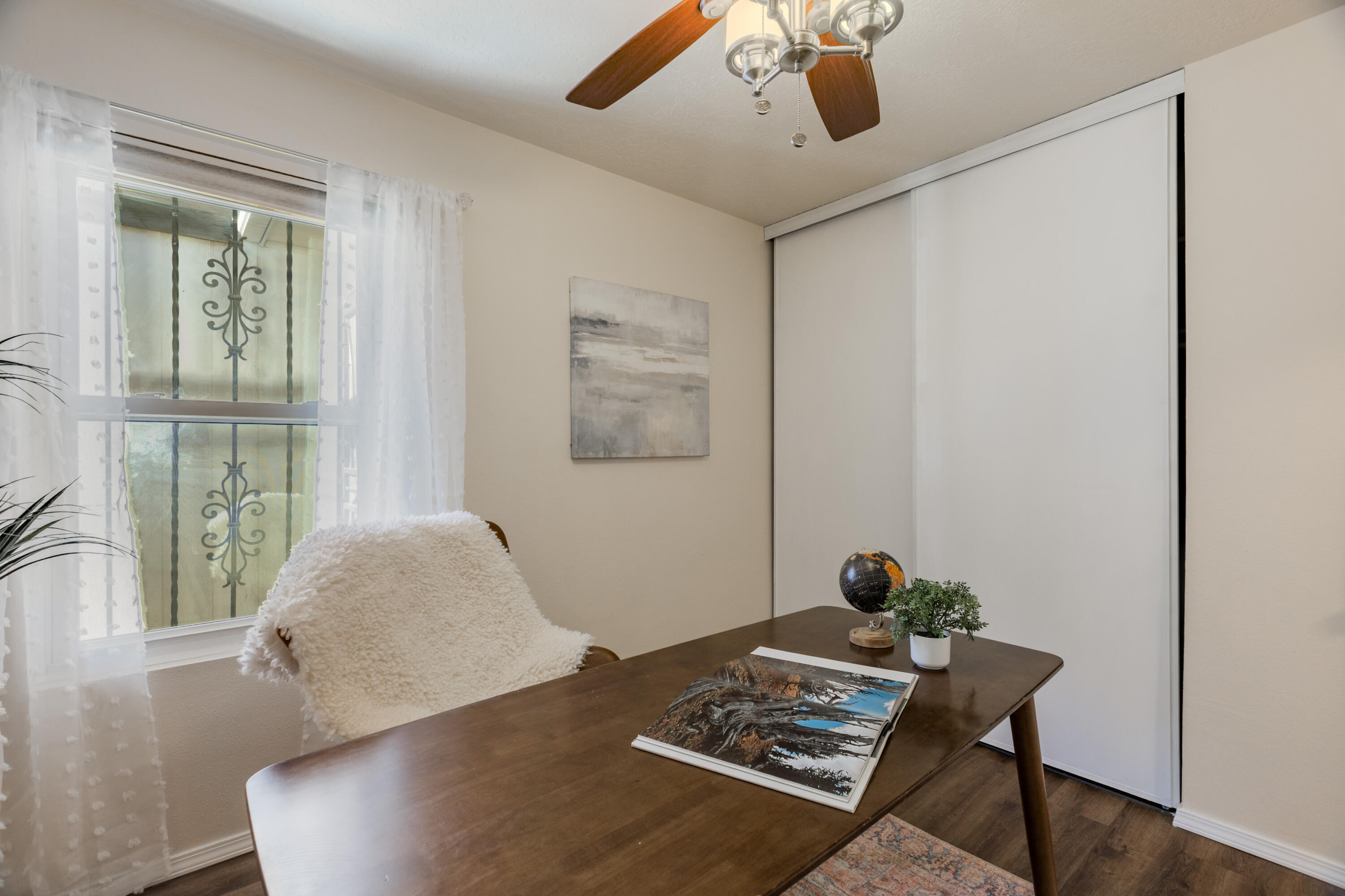 Photo 16 — 432 Stallion Road SE