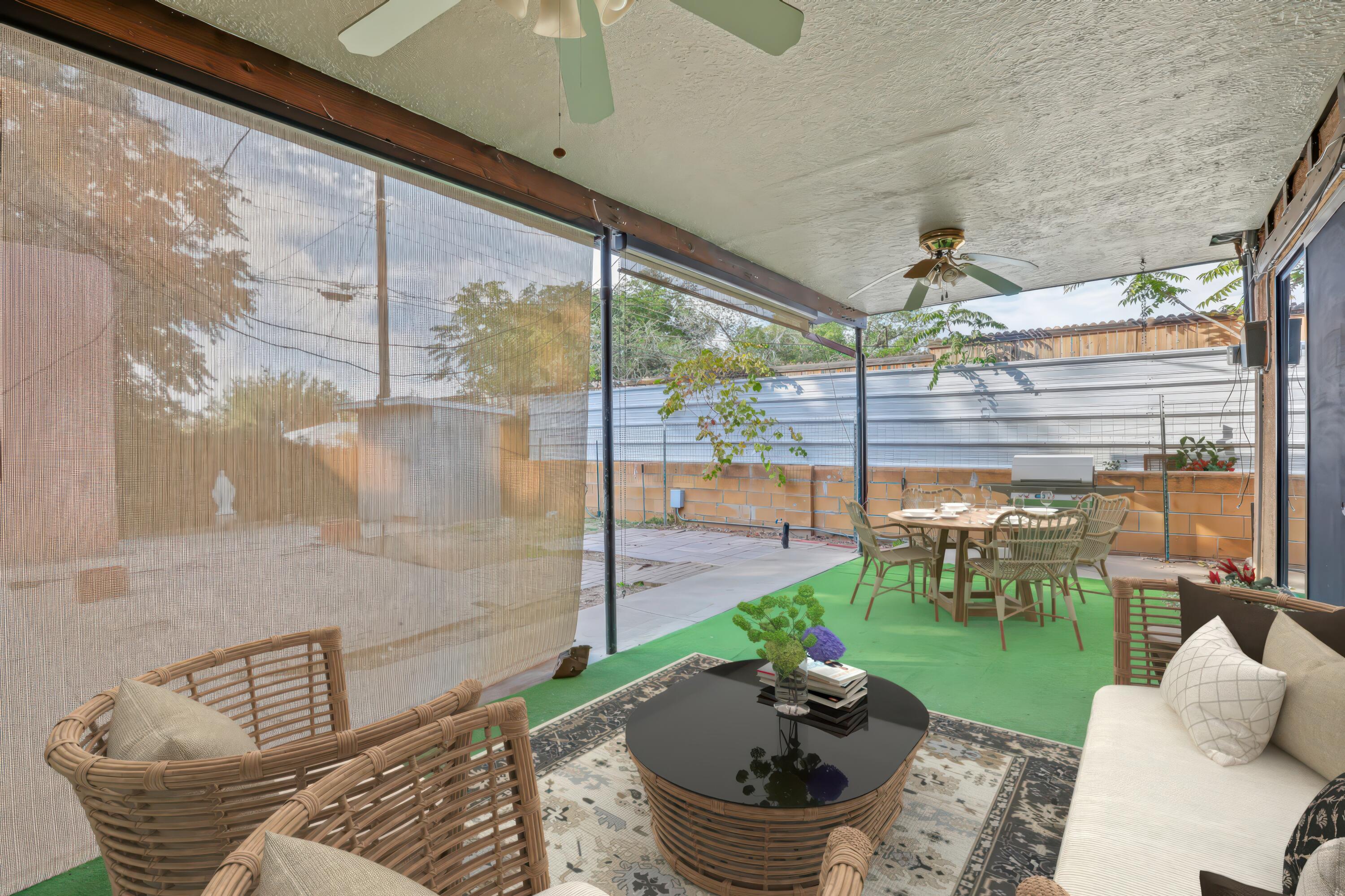Photo 10 — 1413 Altez Street NE