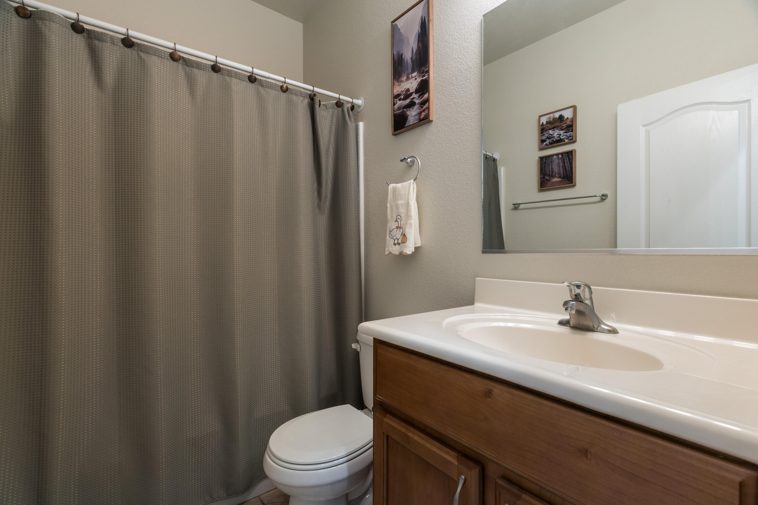 Photo 16 — 10919 Topacio Street NW