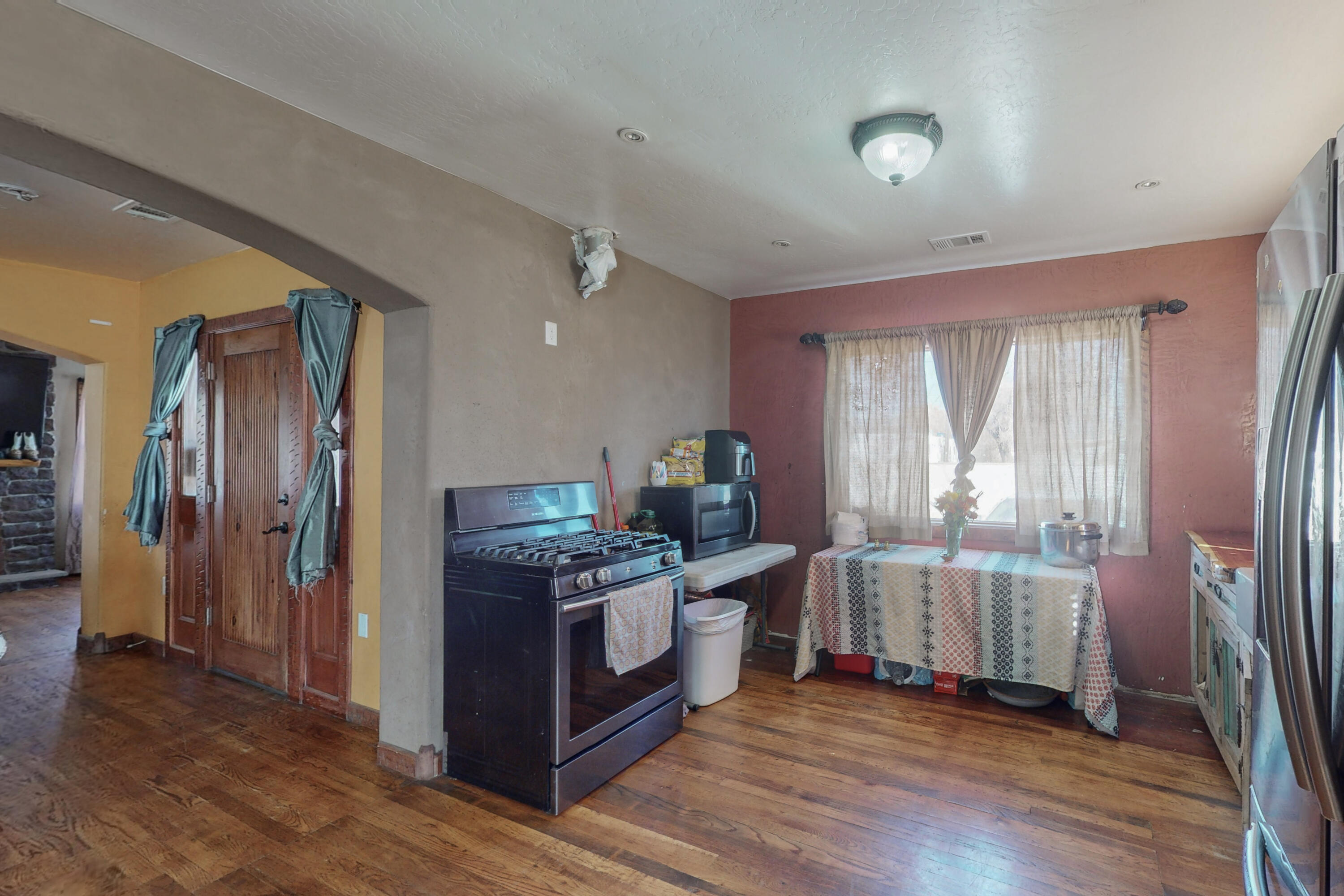 Photo 8 — 847 Gatewood Avenue SW