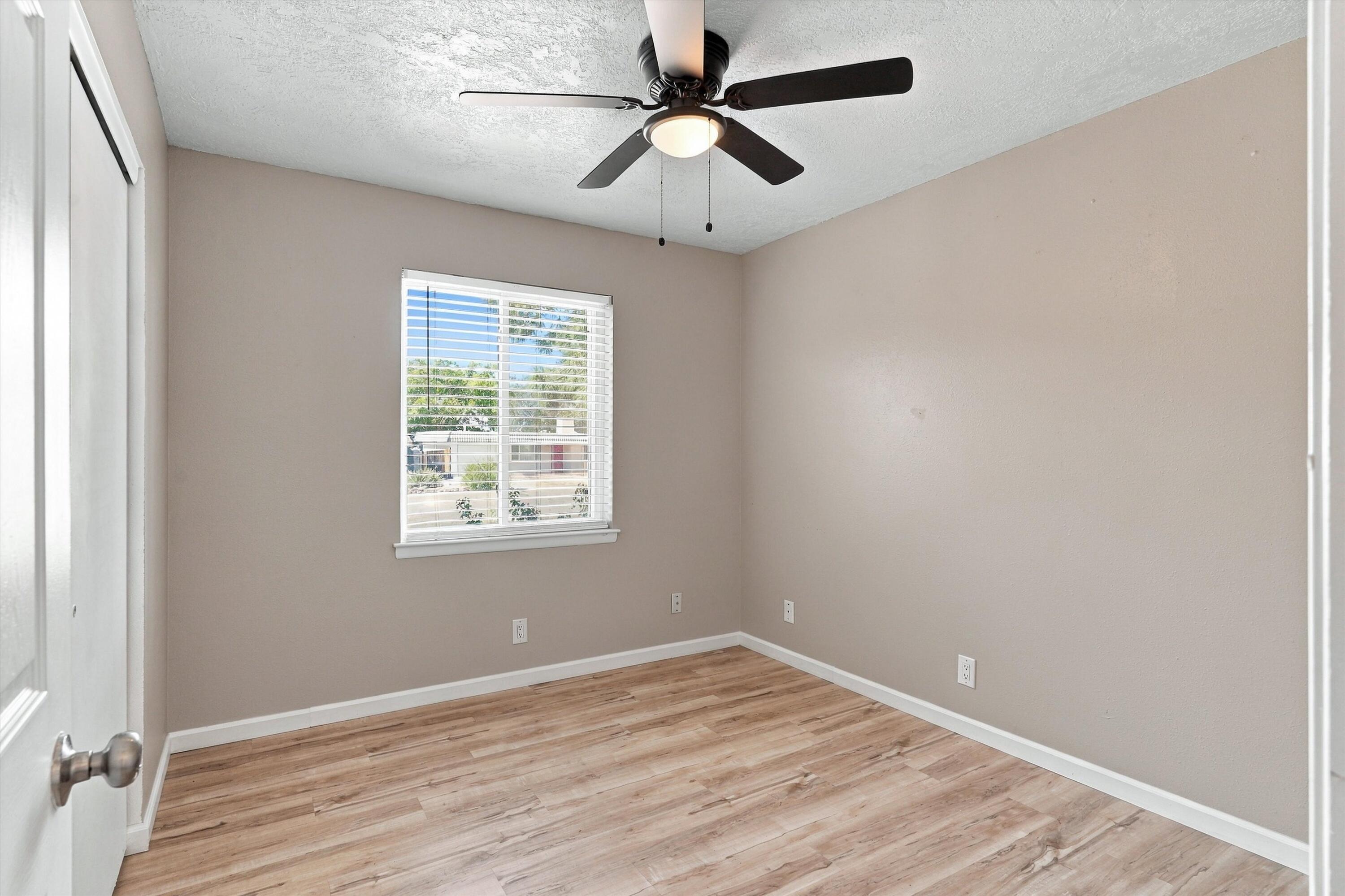 Photo 16 — 1212 Willys Knight Drive NE