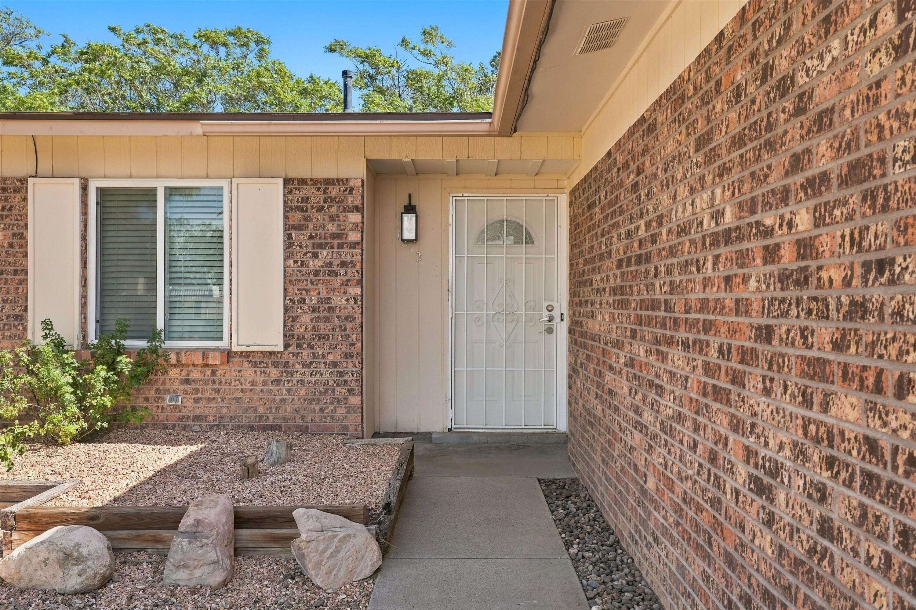 Photo 2 — 1212 Willys Knight Drive NE