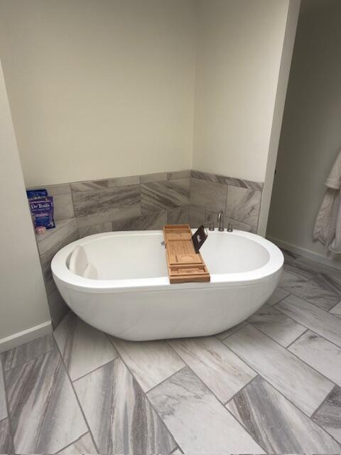 Photo 17 — 5536 Overlook Drive NE