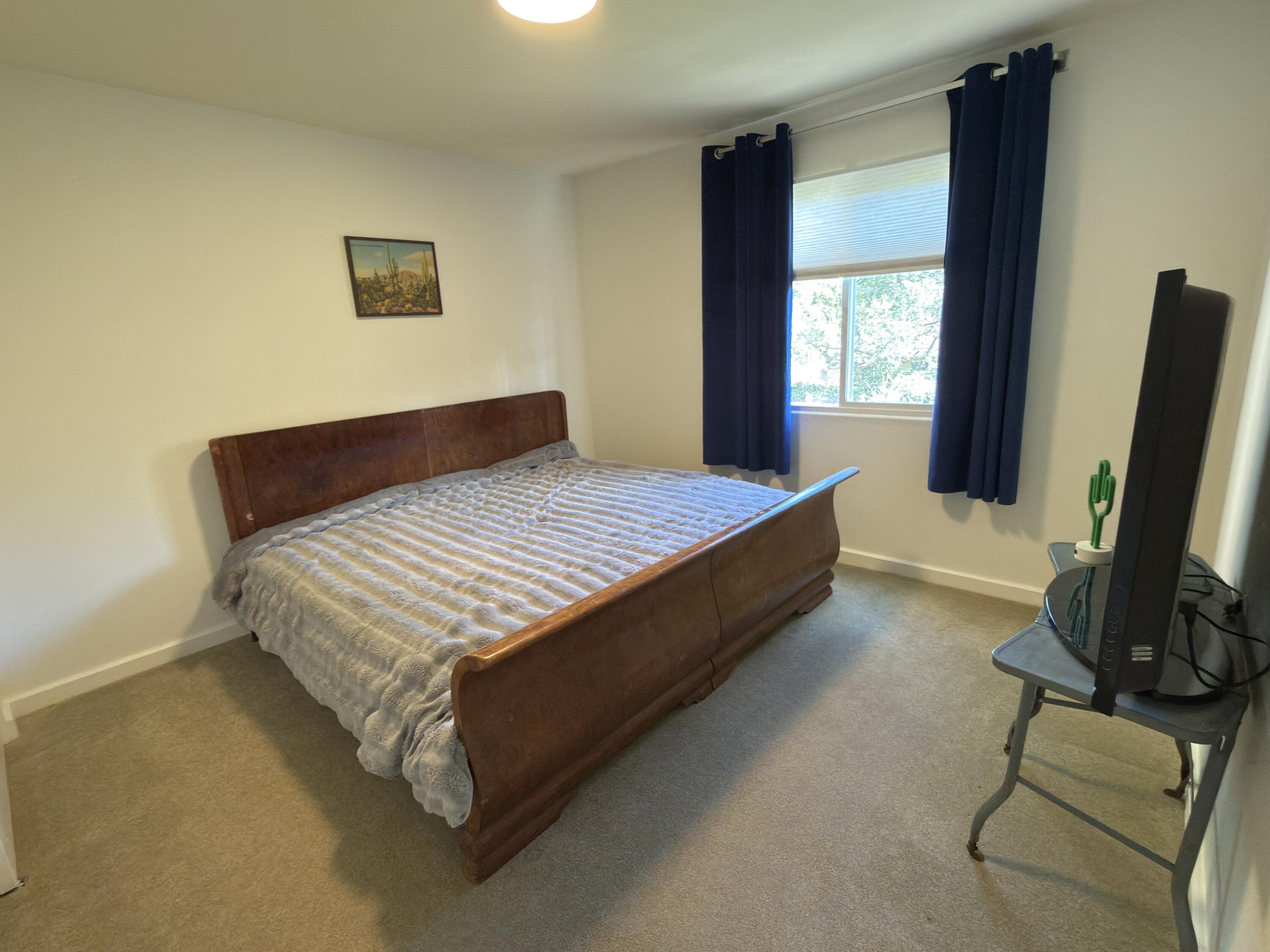 Photo 6 — 5536 Overlook Drive NE