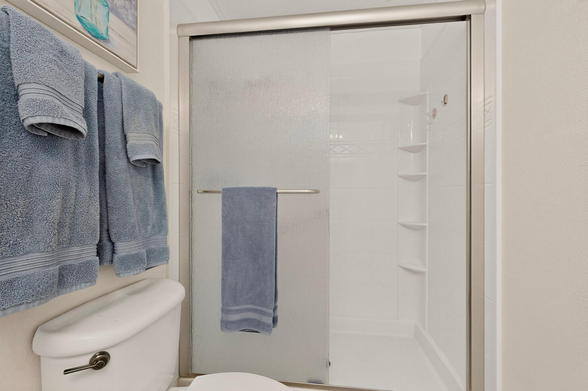 Photo 19 — 6612 Luella Anne Drive NE
