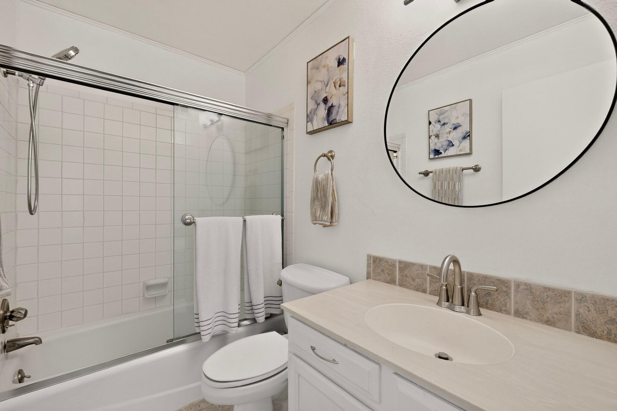 Photo 15 — 6612 Luella Anne Drive NE