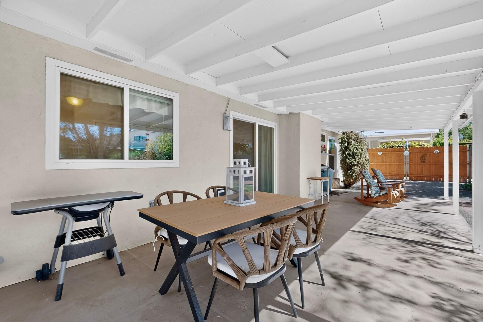 Photo 8 — 6612 Luella Anne Drive NE
