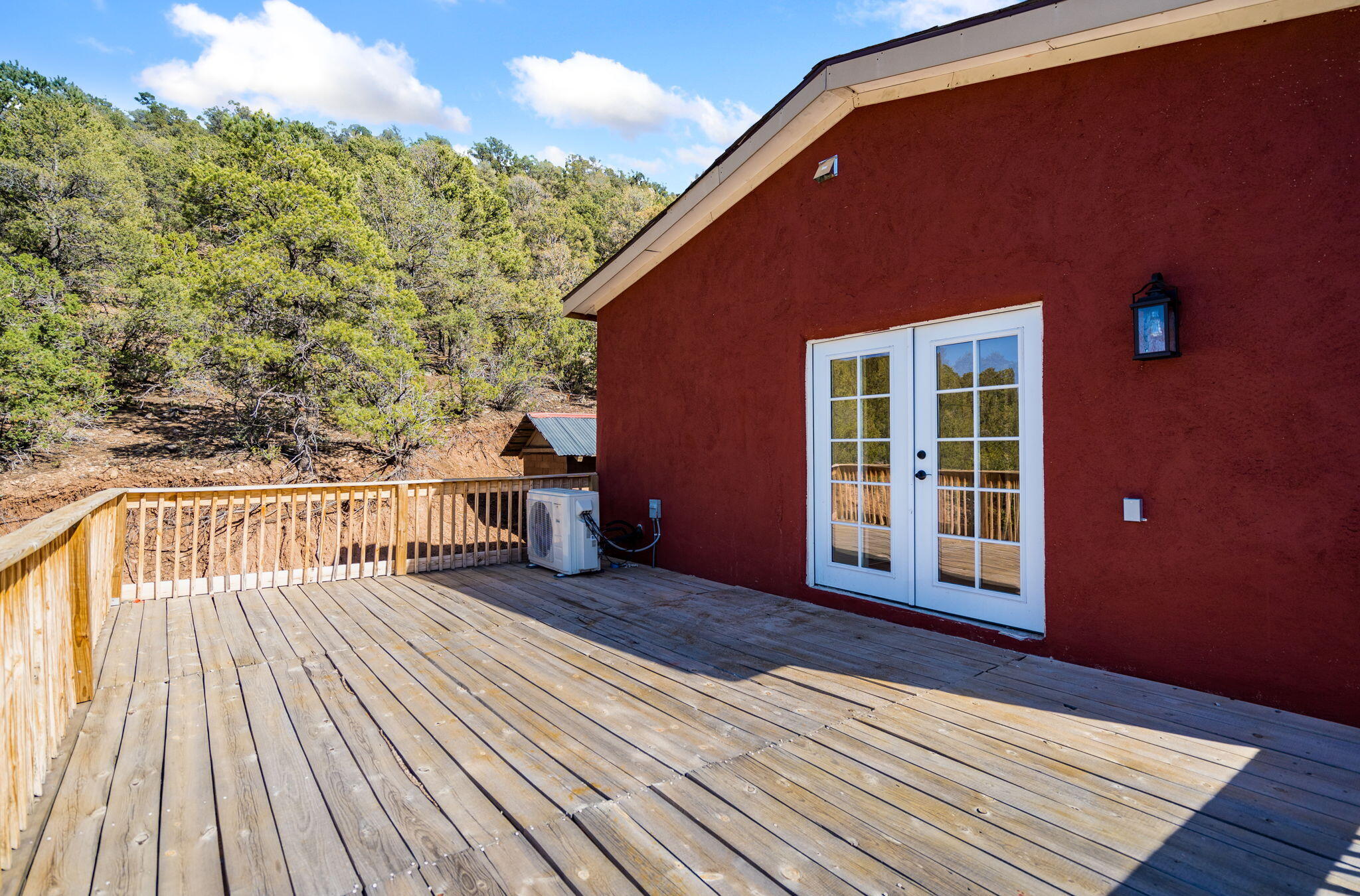 Photo 9 — 7 Shasta Court