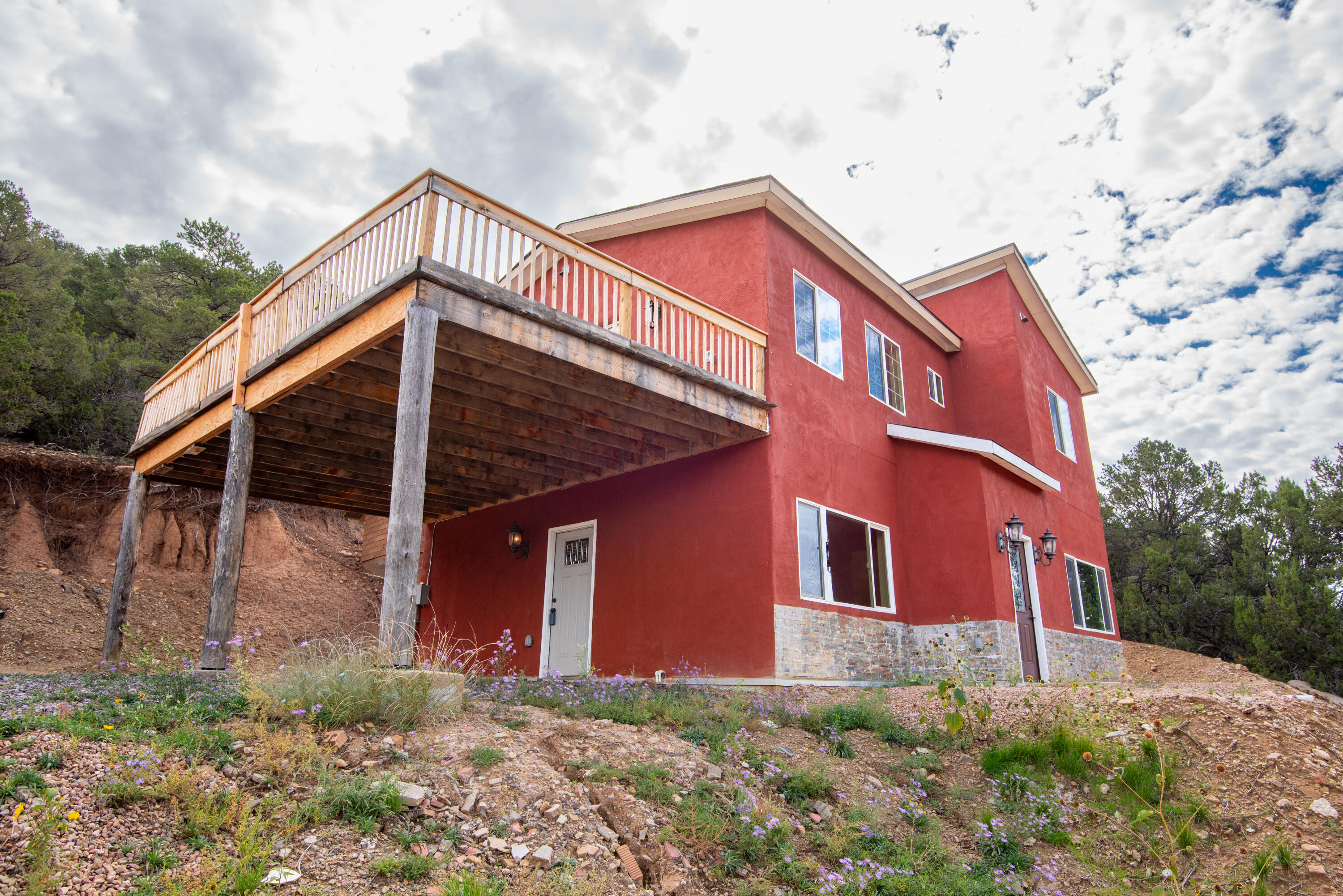 Photo 7 — 7 Shasta Court