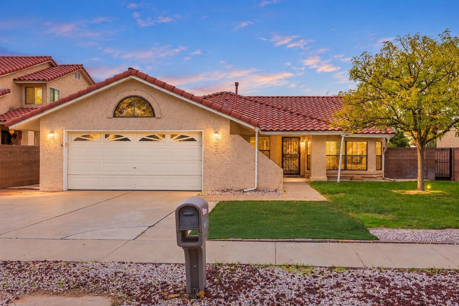 7715 Calhoun Drive NE, Albuquerque, NM 87109
