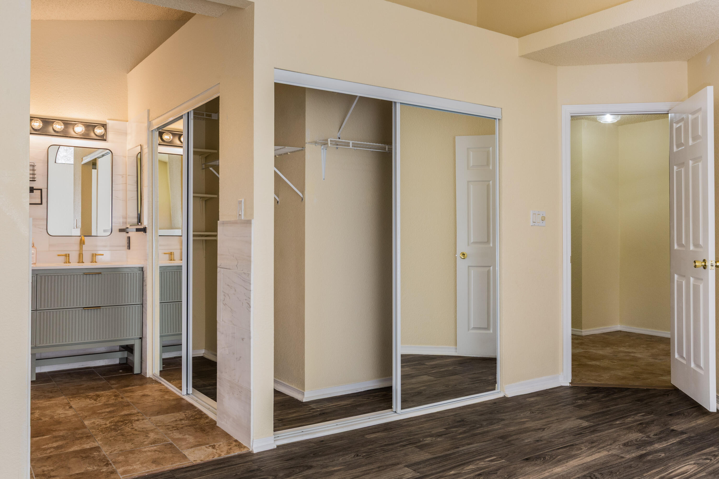 Photo 18 — 7715 Calhoun Drive NE