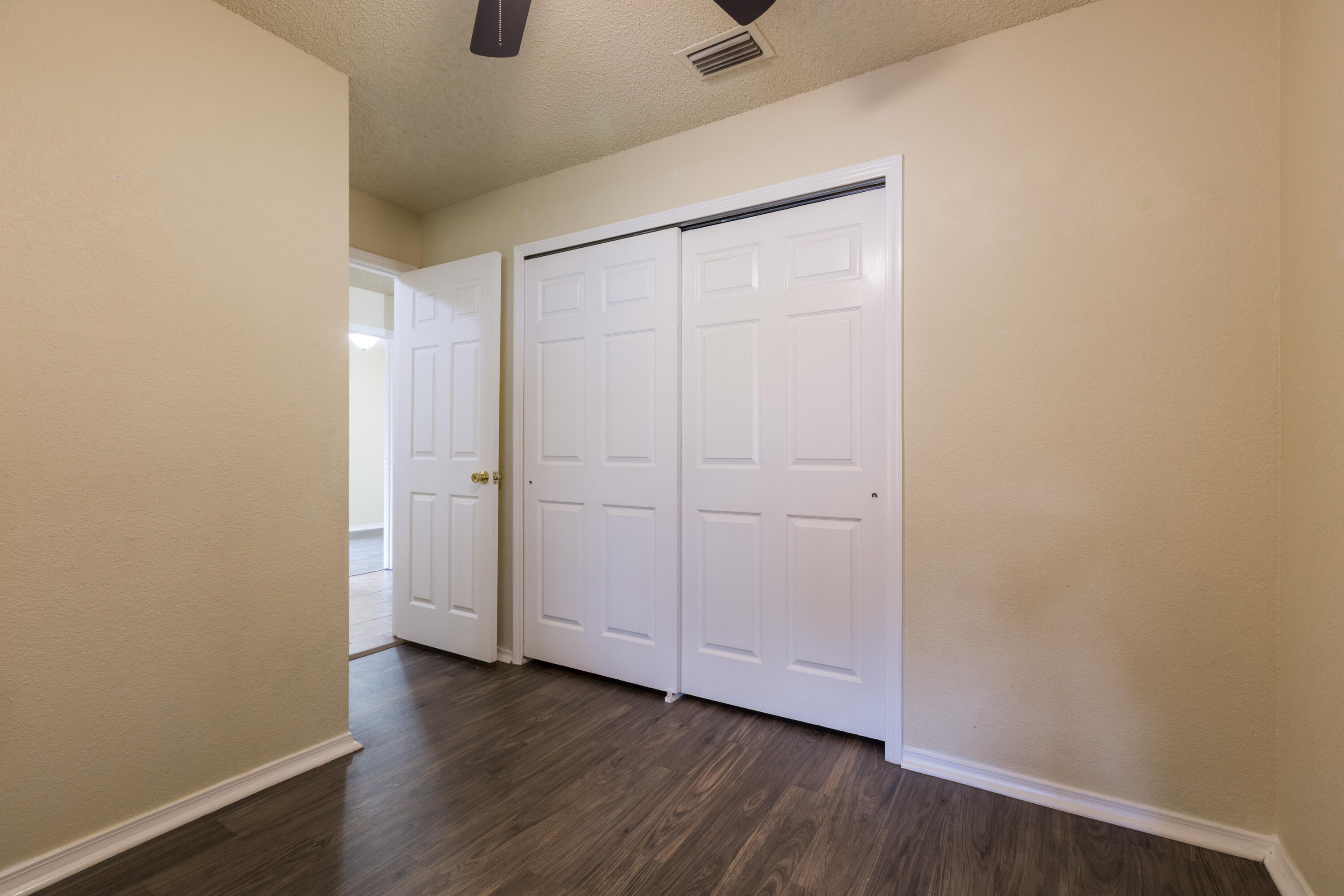 Photo 12 — 7715 Calhoun Drive NE