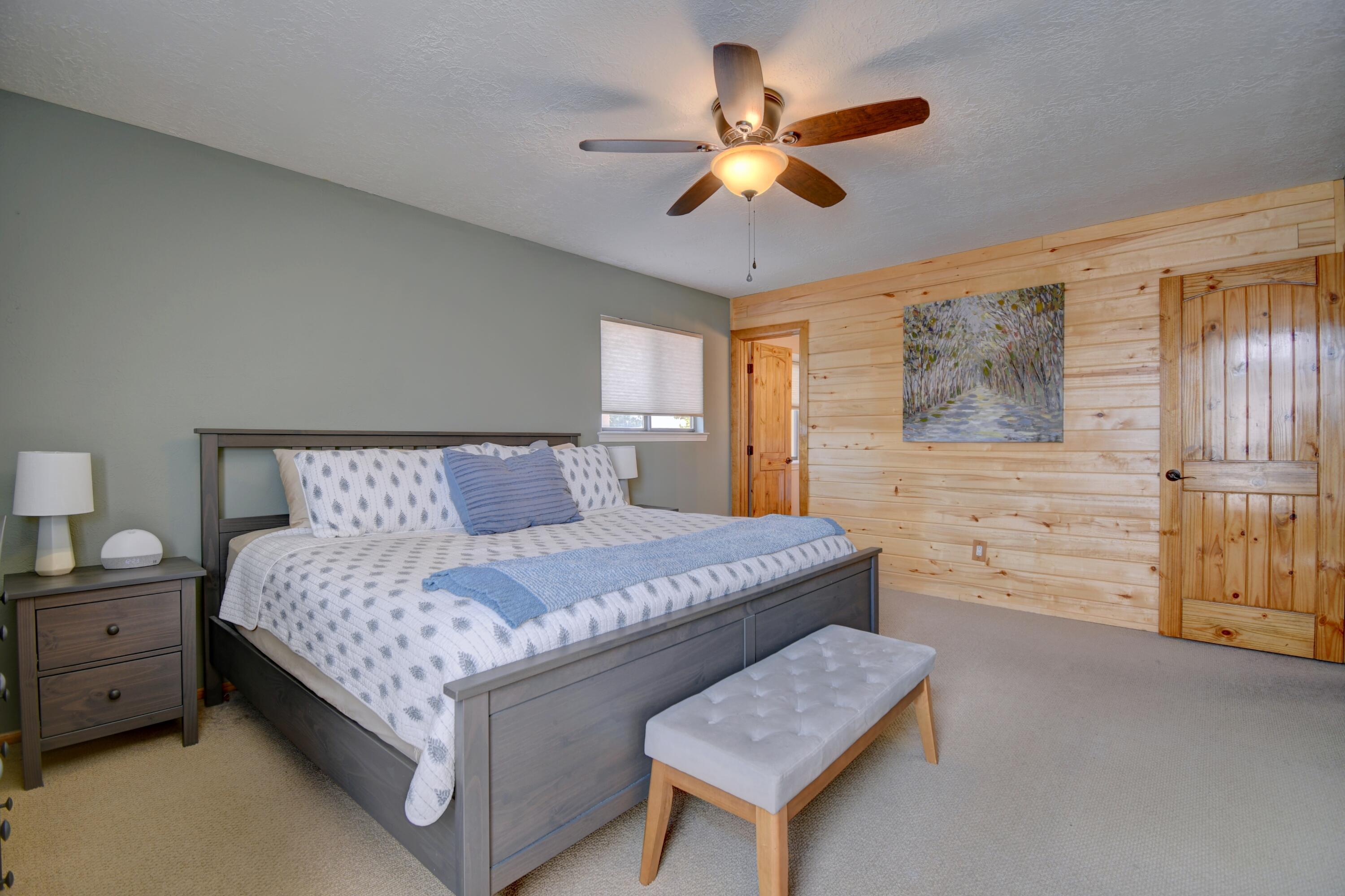 Photo 17 — 2021 Monte Largo Drive NE