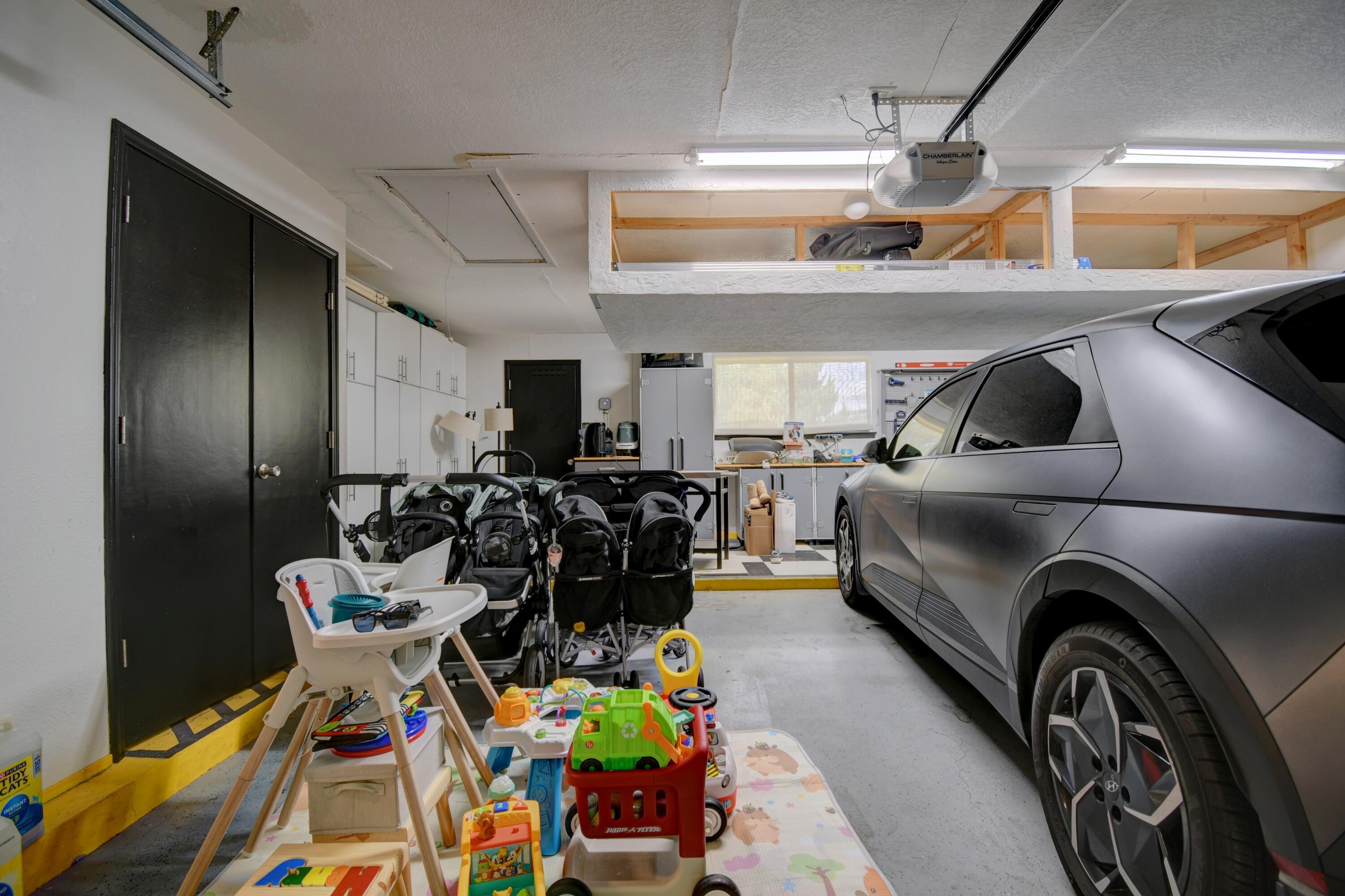 Photo 11 — 2021 Monte Largo Drive NE