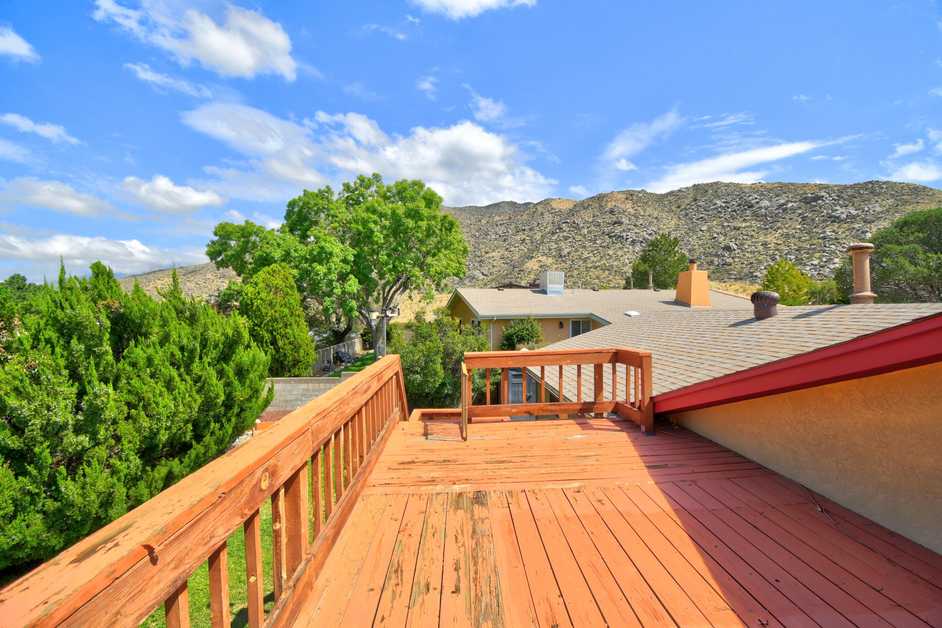 Photo 7 — 2021 Monte Largo Drive NE