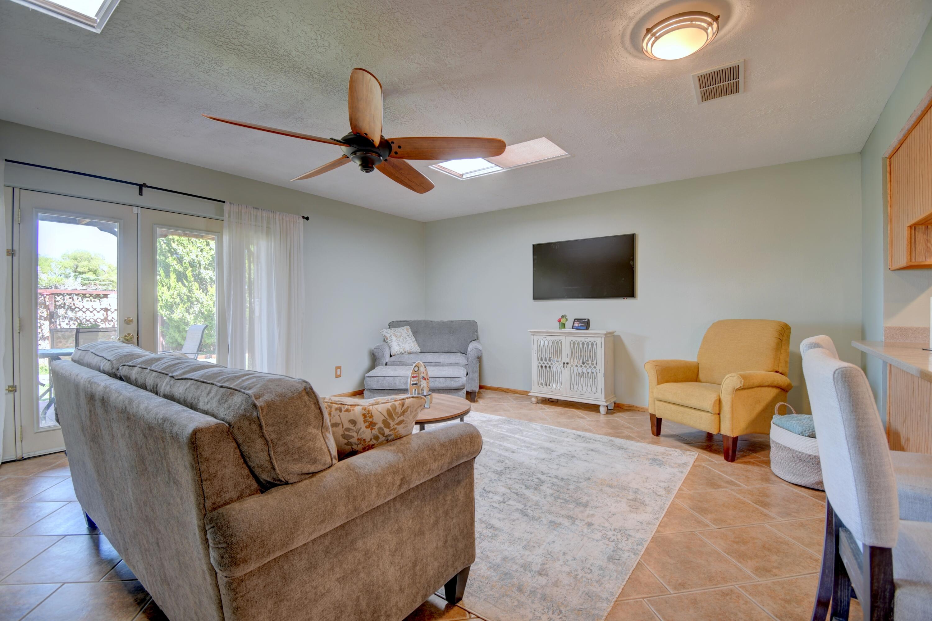 Photo 20 — 2021 Monte Largo Drive NE