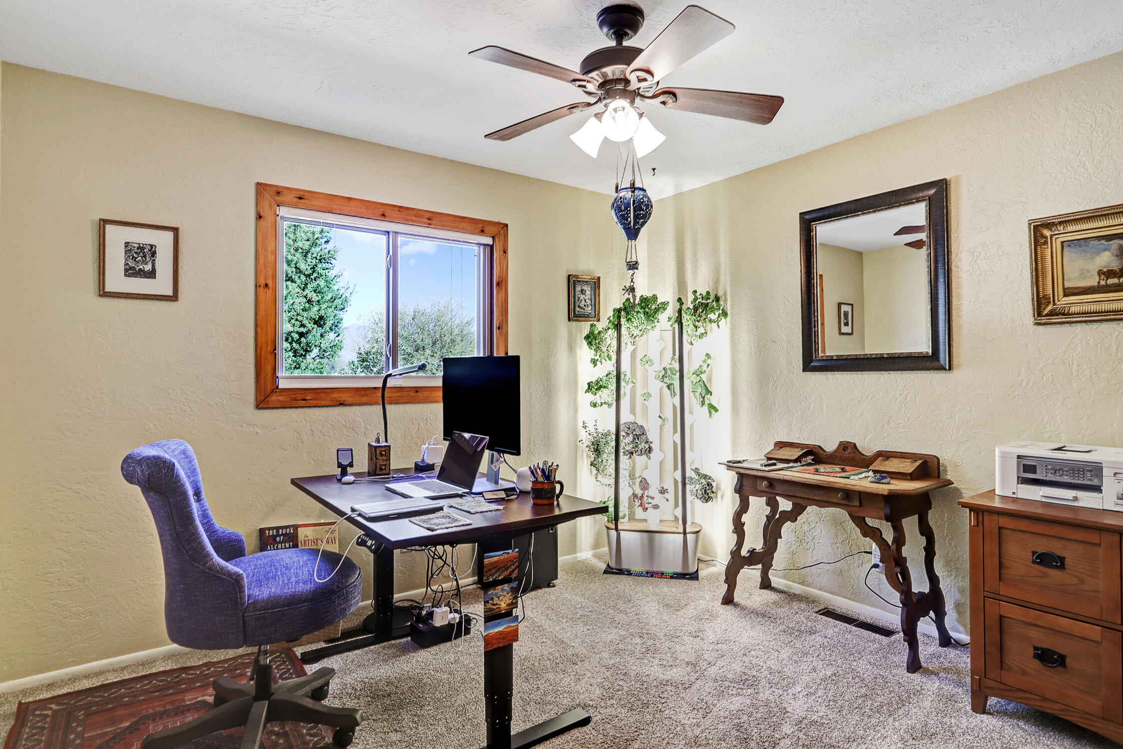 Photo 13 — 981 Antelope Avenue NE