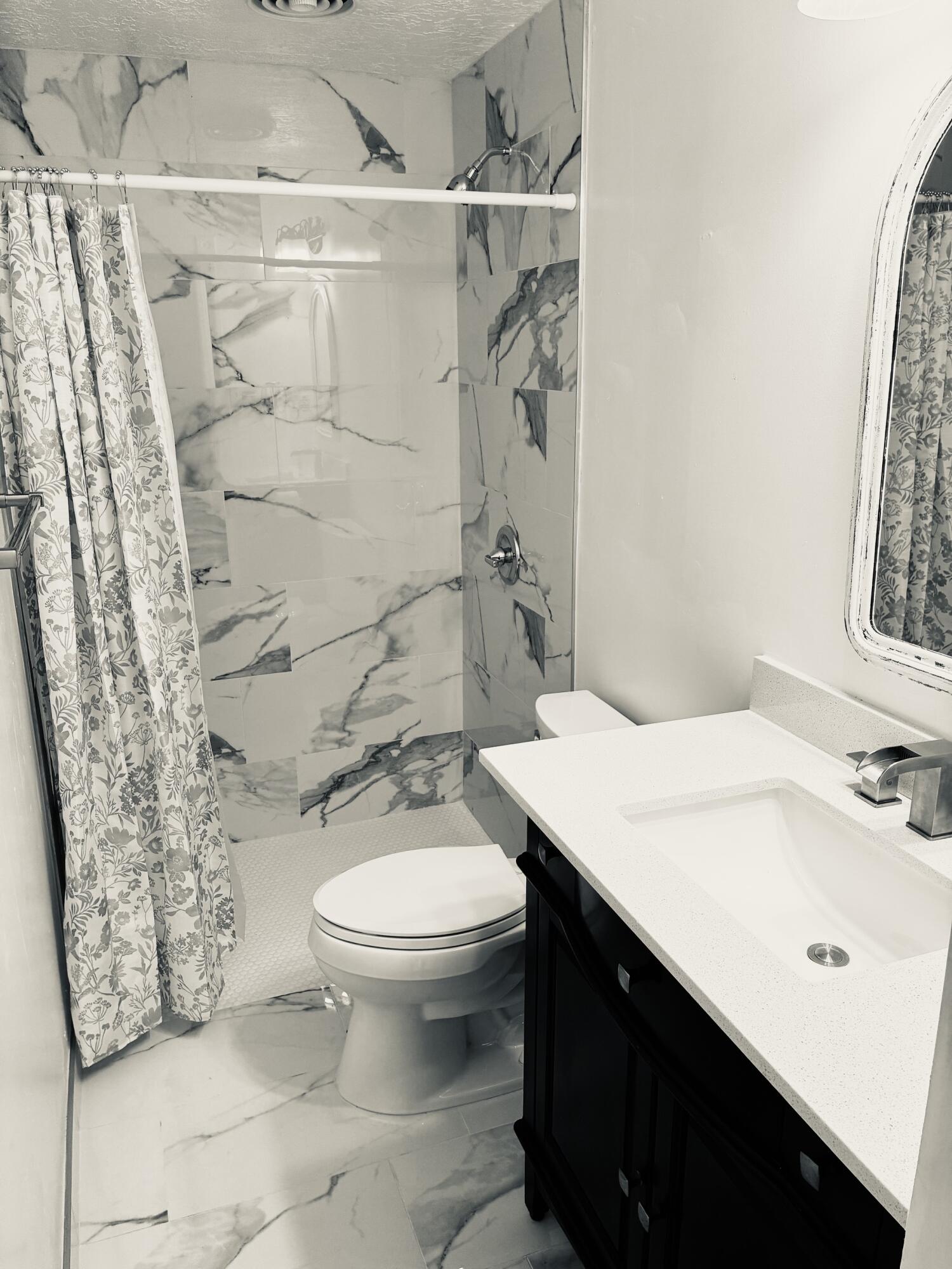 Photo 3 — 1141 Tapia Boulevard SW
