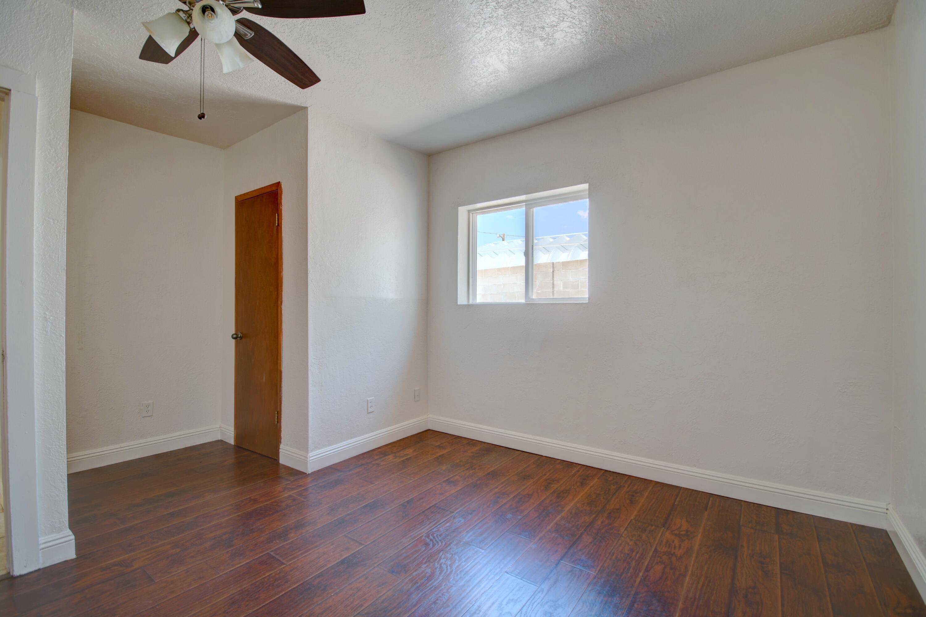 Photo 15 — 1141 Tapia Boulevard SW