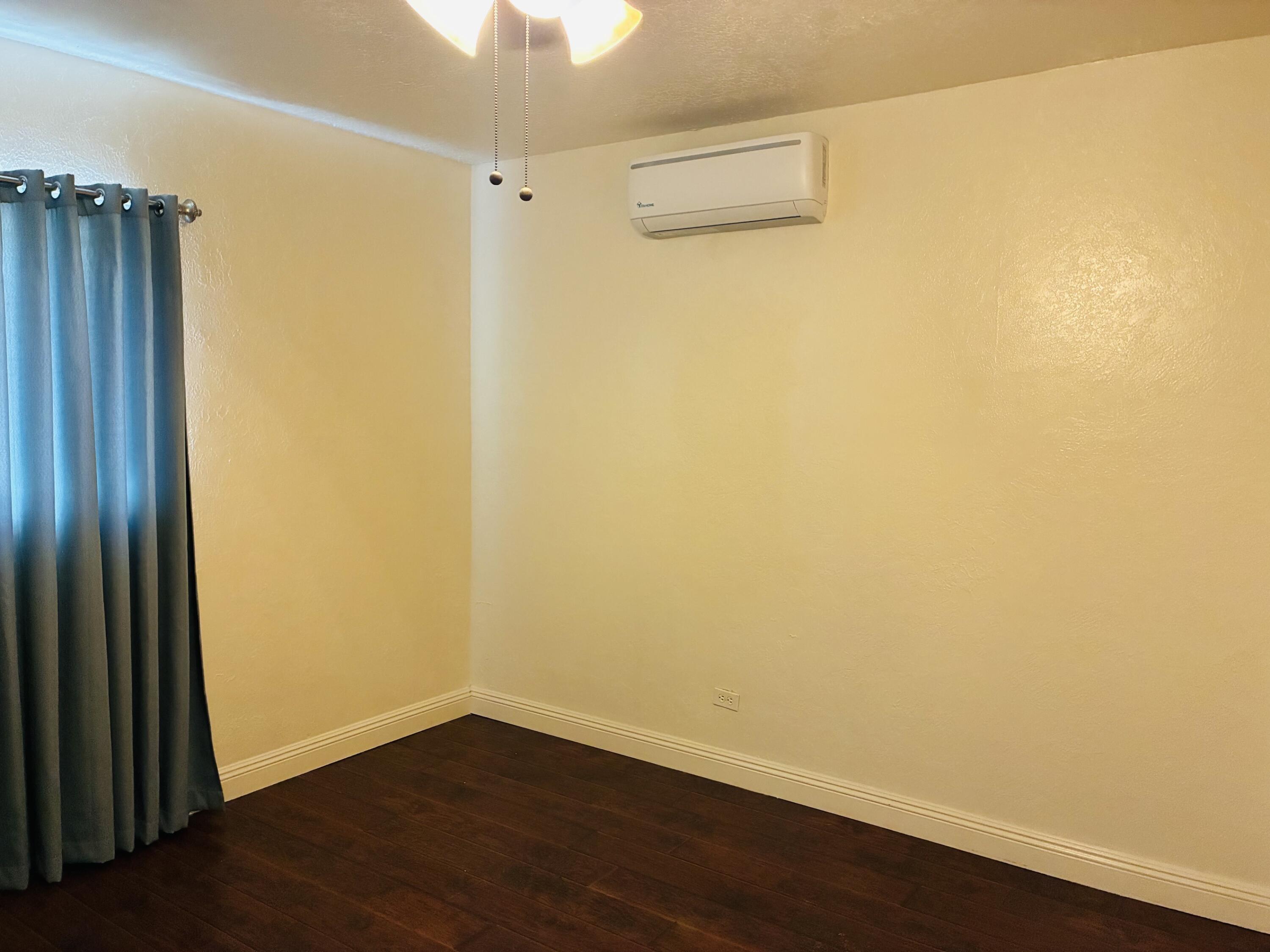 Photo 16 — 1141 Tapia Boulevard SW