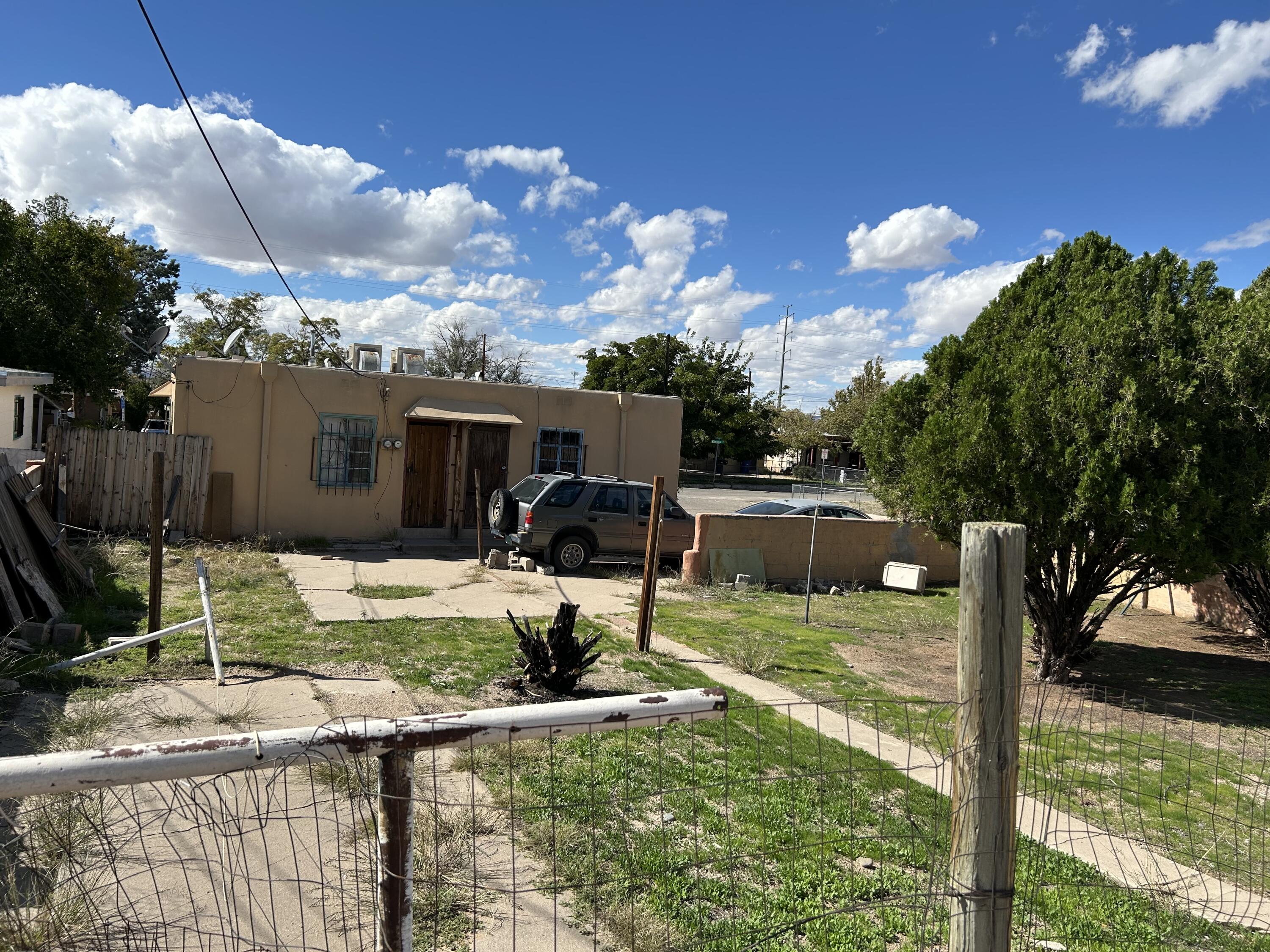 1200 W Wilmoore Drive SE, Albuquerque, NM 87106