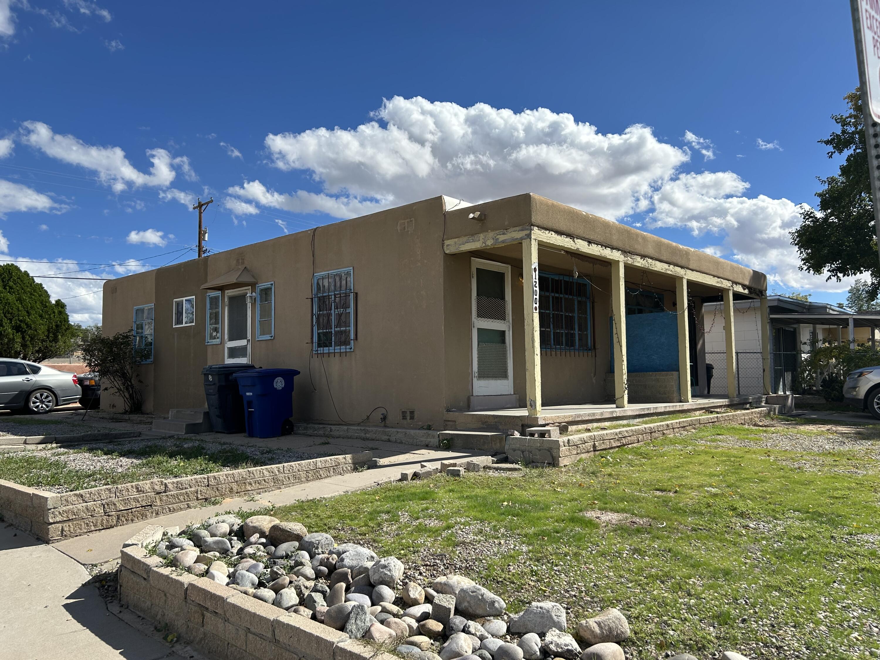 Photo 2 — 1200 W Wilmoore Drive SE
