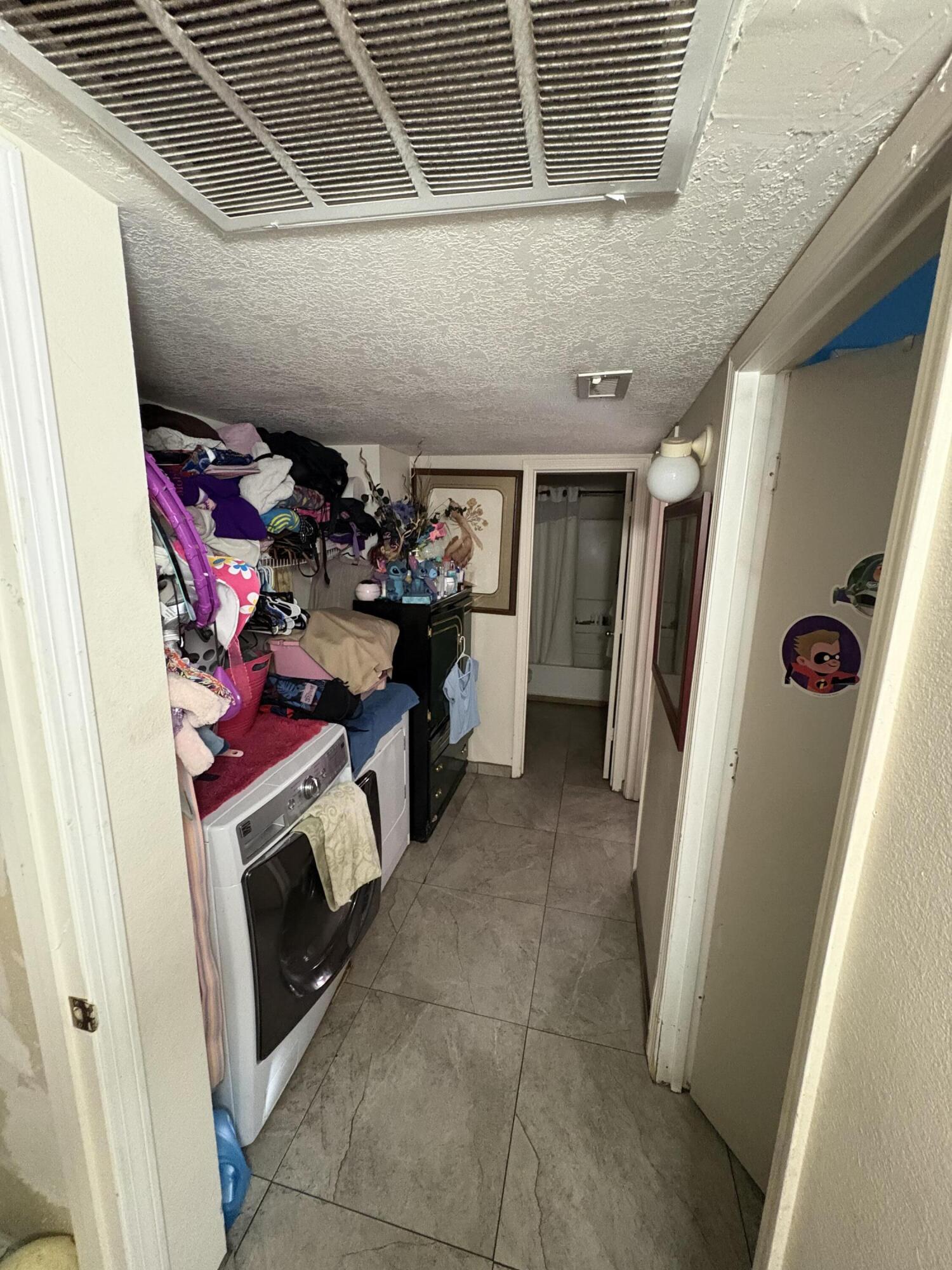 Photo 6 — 1701 Desert Ridge Road SW