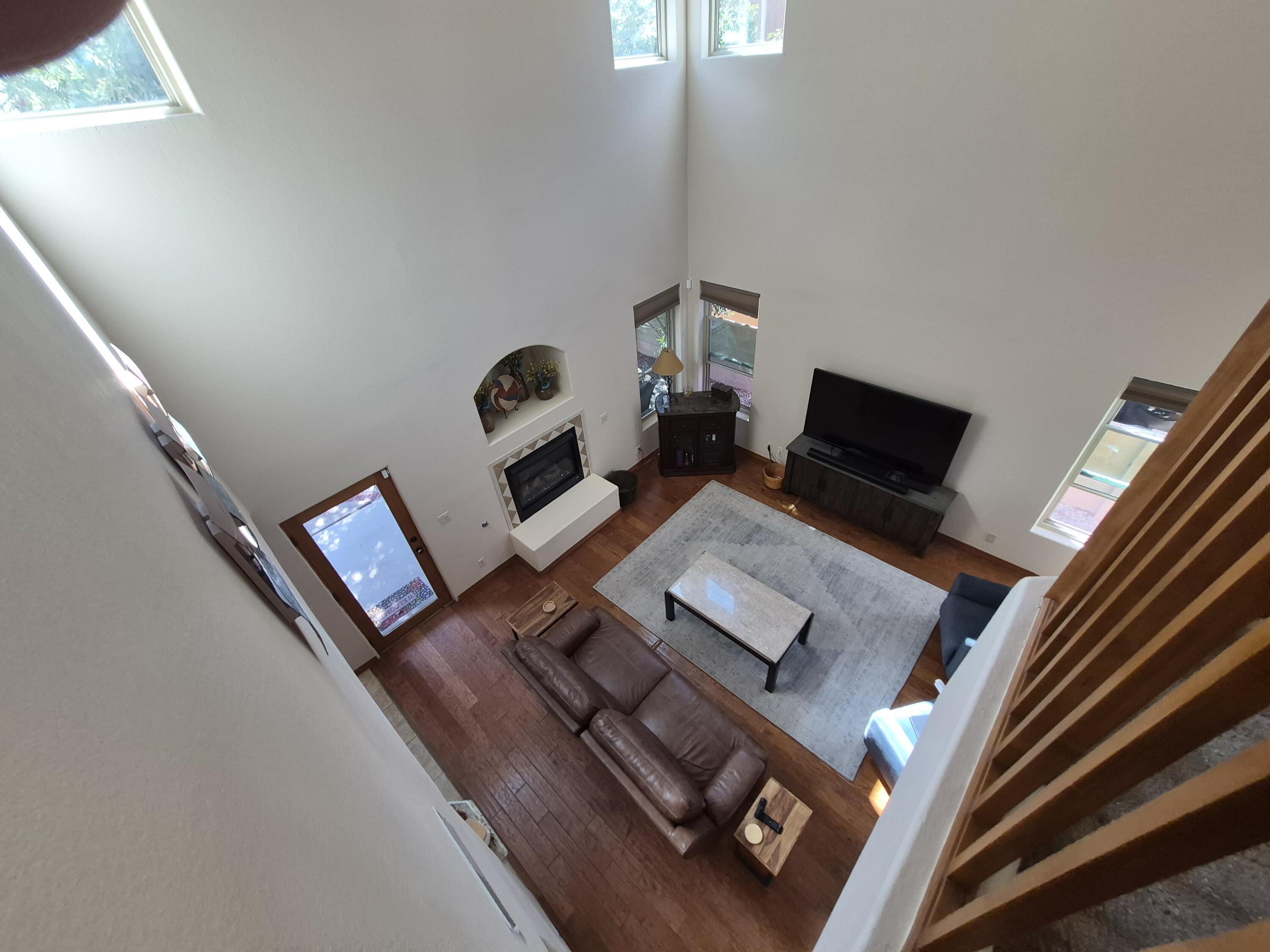 Photo 18 — 8412 Desert Sunrise Road NE