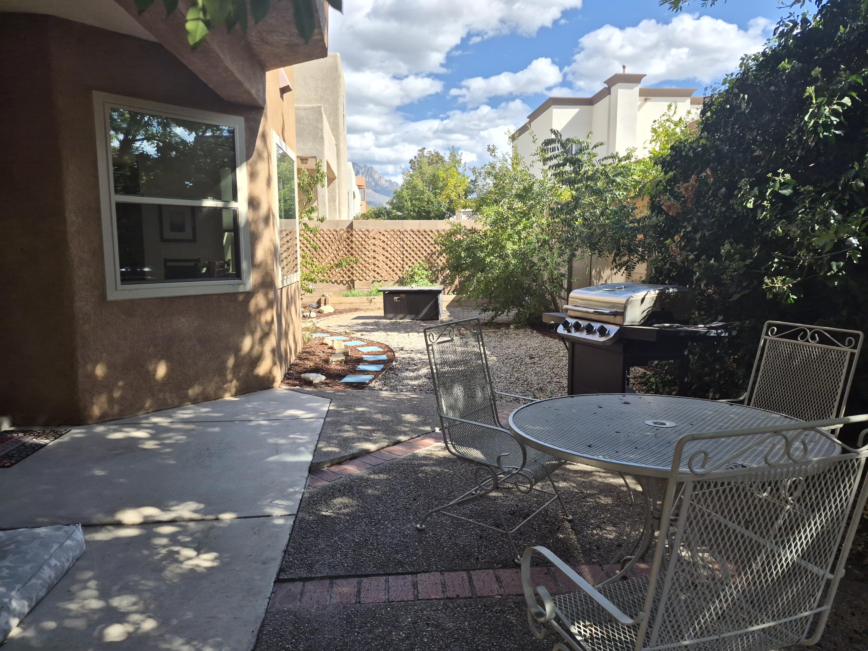 Photo 5 — 8412 Desert Sunrise Road NE