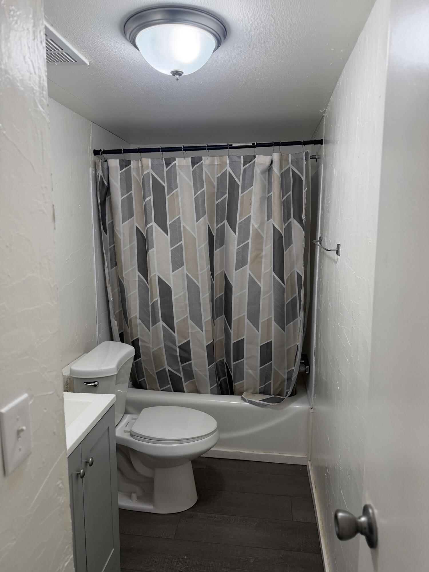 Photo 7 — 104 Echo Ridge Road