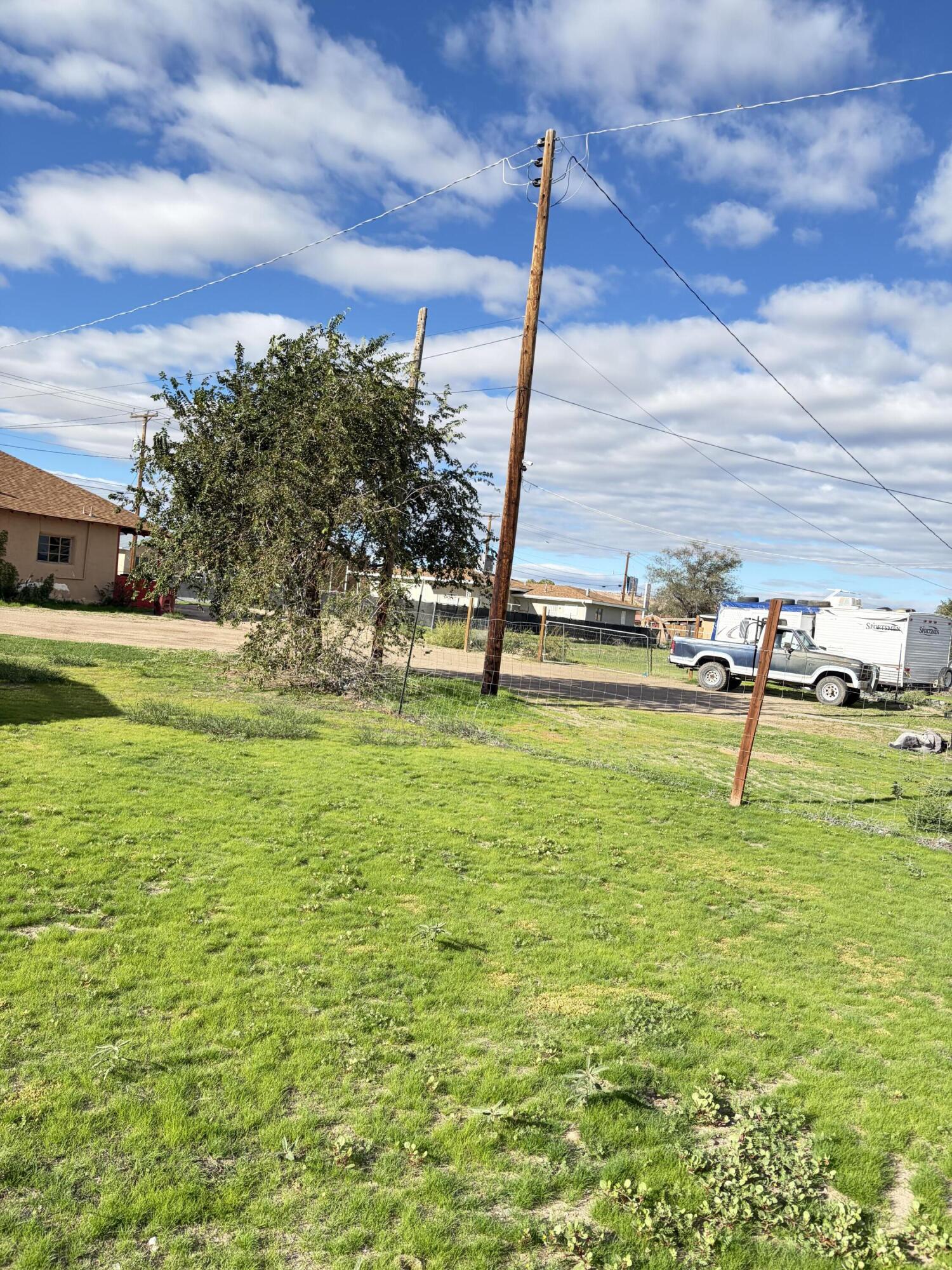 Photo 9 — 522 W Aragon Road