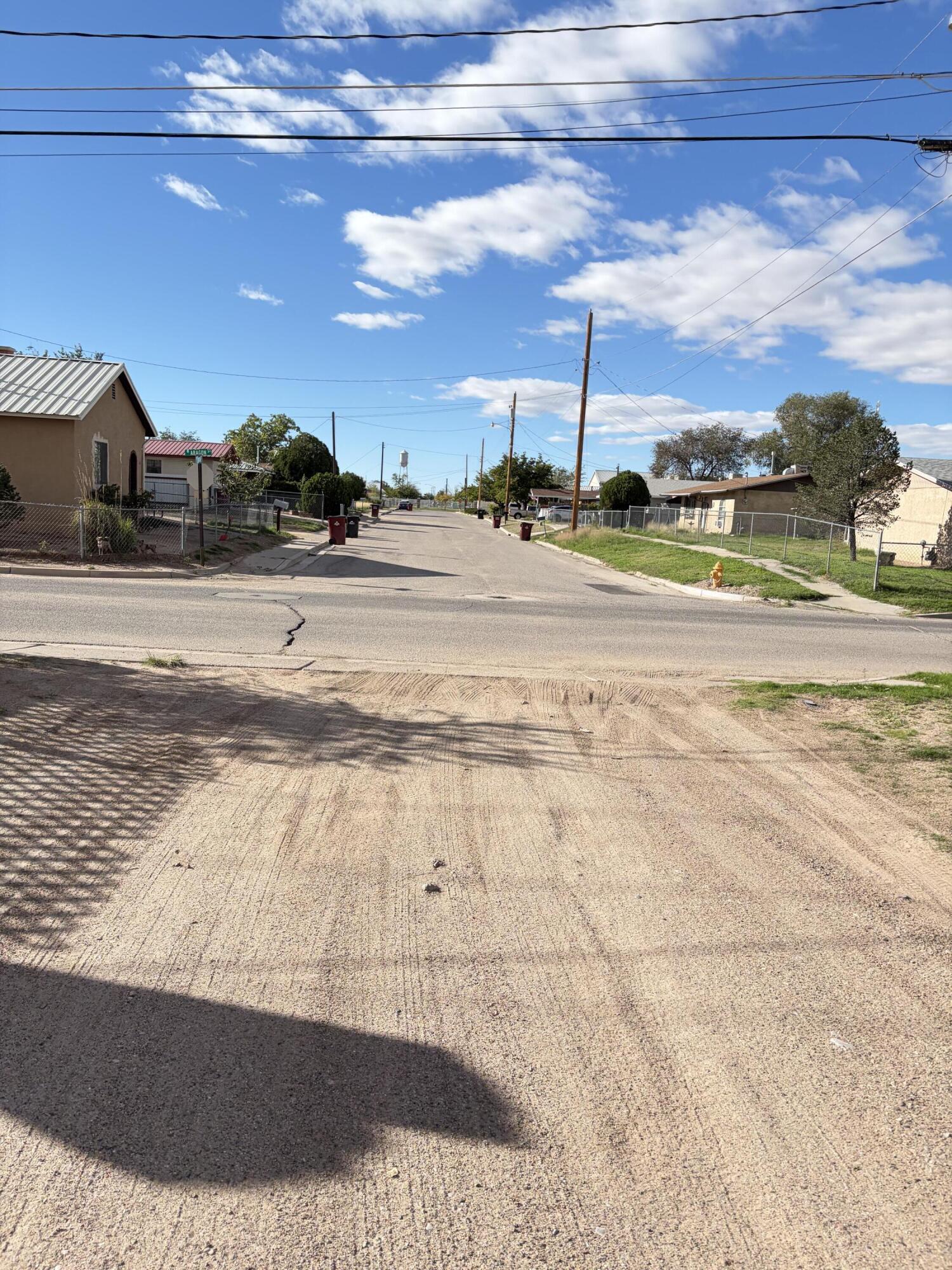 Photo 4 — 522 W Aragon Road