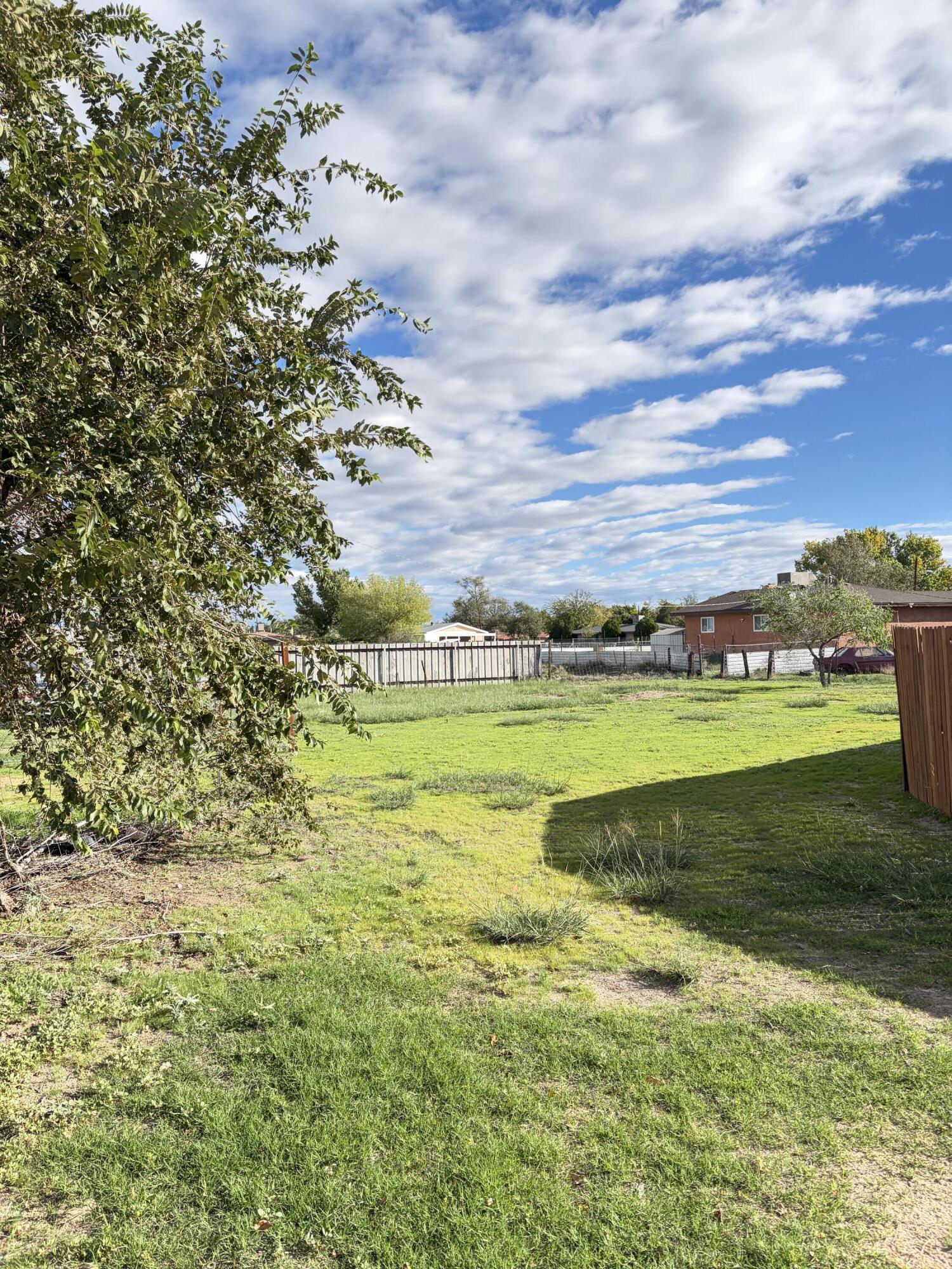 Photo 18 — 522 W Aragon Road
