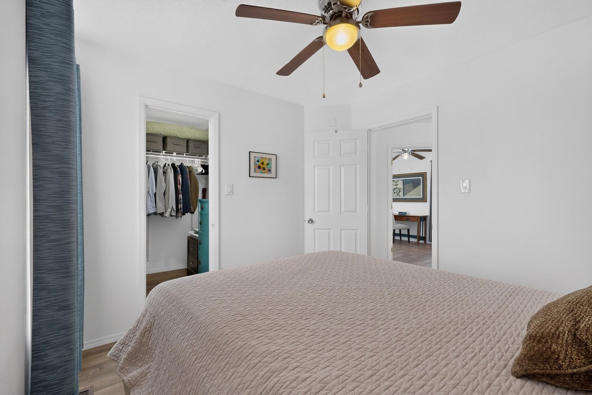 Photo 15 — 615 Menaul Boulevard NW UNIT C