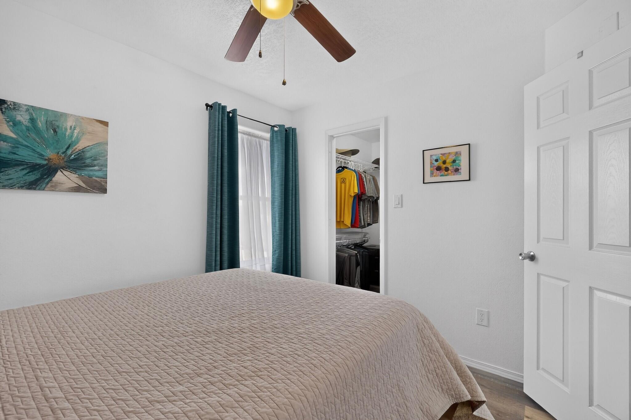 Photo 14 — 615 Menaul Boulevard NW UNIT C