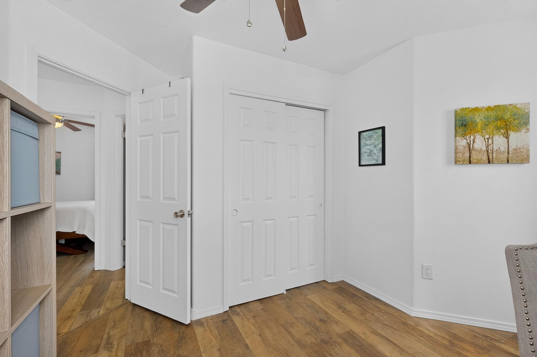 Photo 9 — 615 Menaul Boulevard NW UNIT C