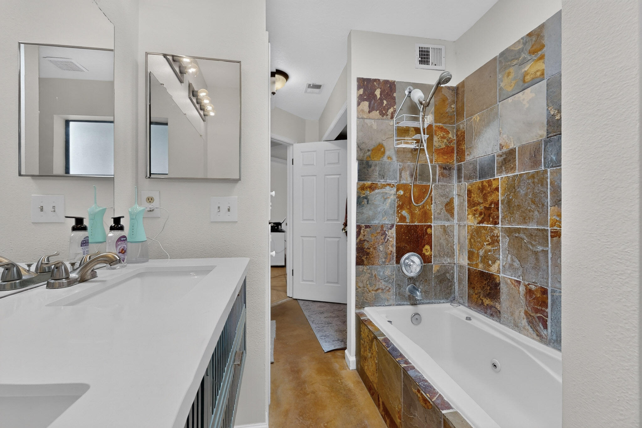 Photo 20 — 7315 Platero Place NW